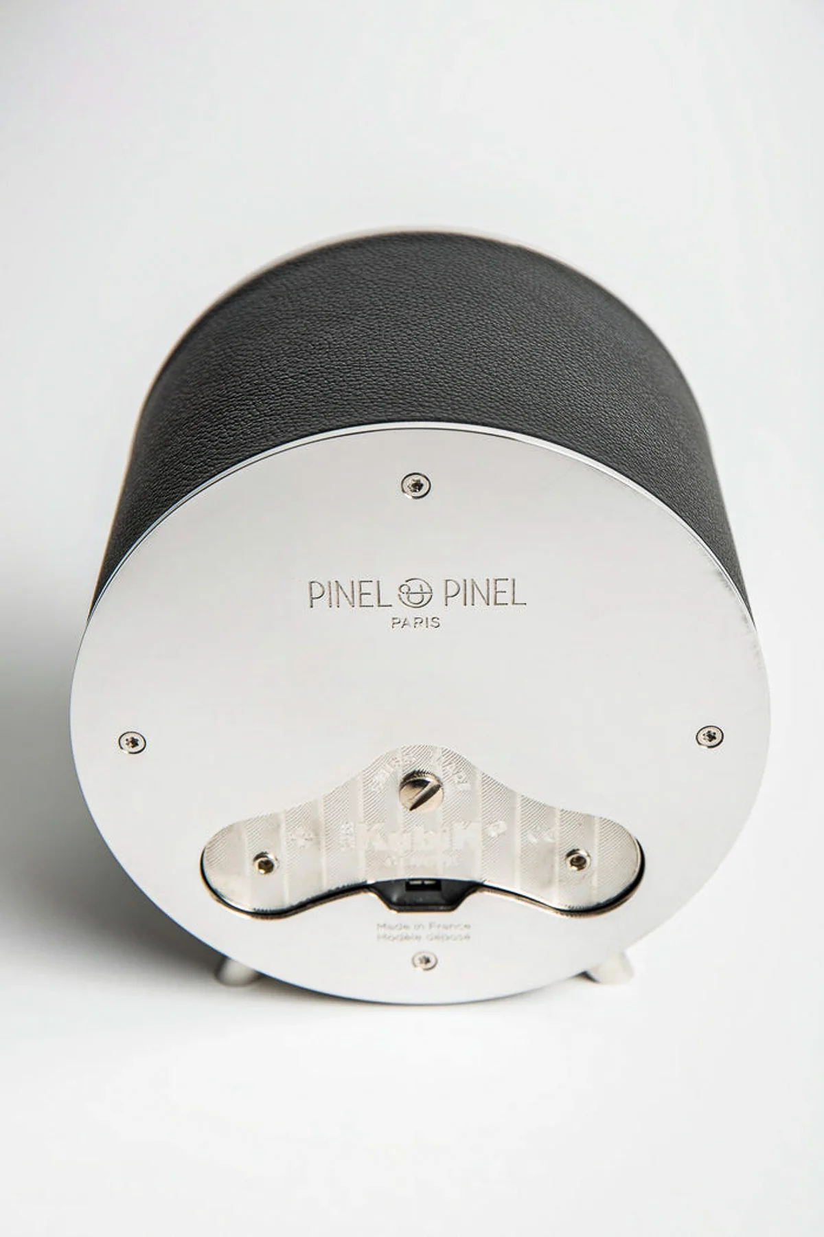 PINEL ET PINEL | TWIN SILVER CALFSKIN WATCH WINDER - Image 3