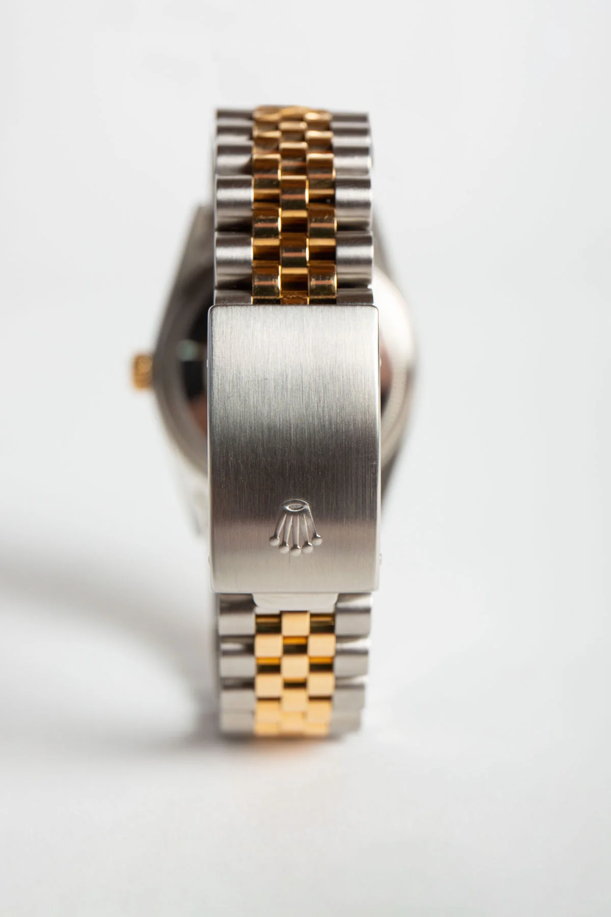 ROLEX | VINTAGE 18K YELLOW GOLD AND STEEL ROLEX DATEJUST WATCH - Image 2