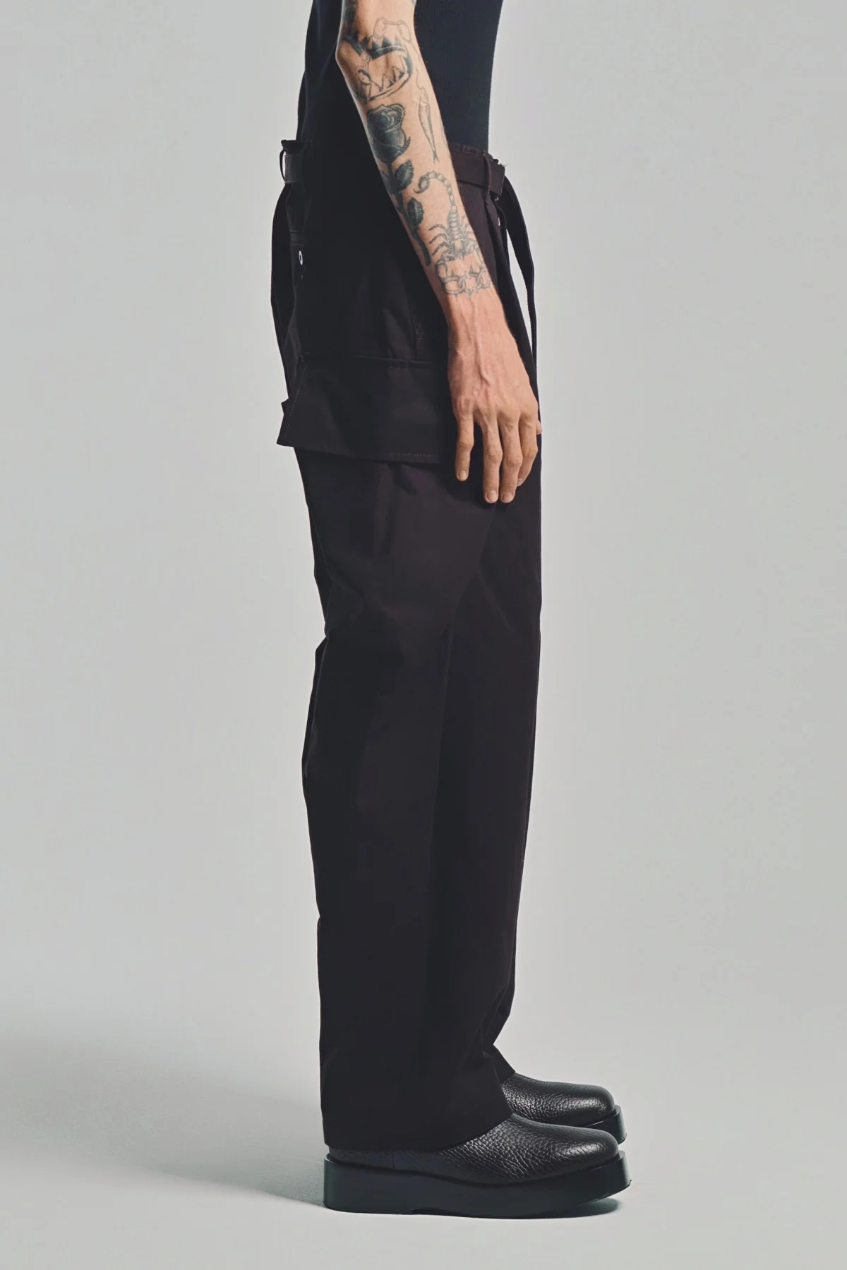 SACAI | RIP STOP PANTS - Image 4