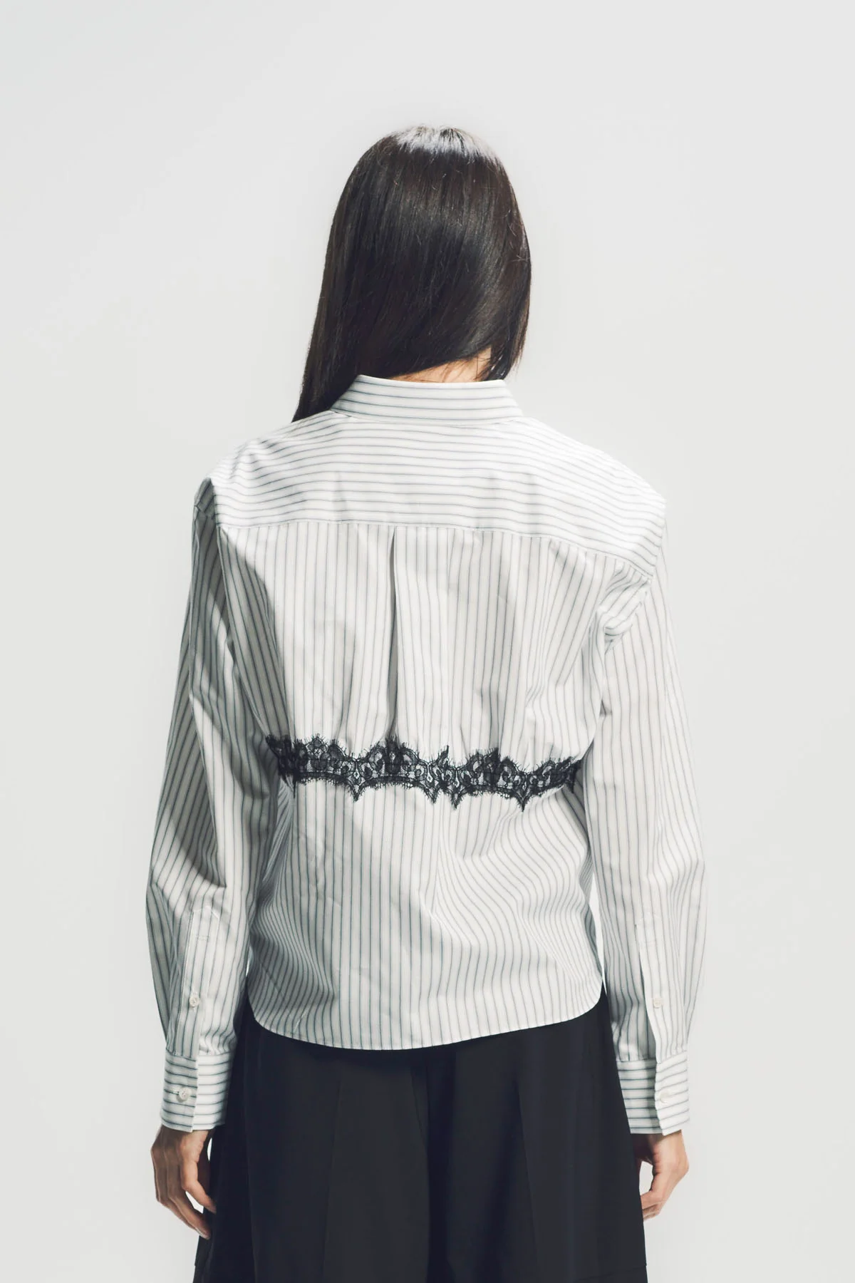 SACAI | STRIPE POPLIN LONG SLEEVE SHIRT - Image 4