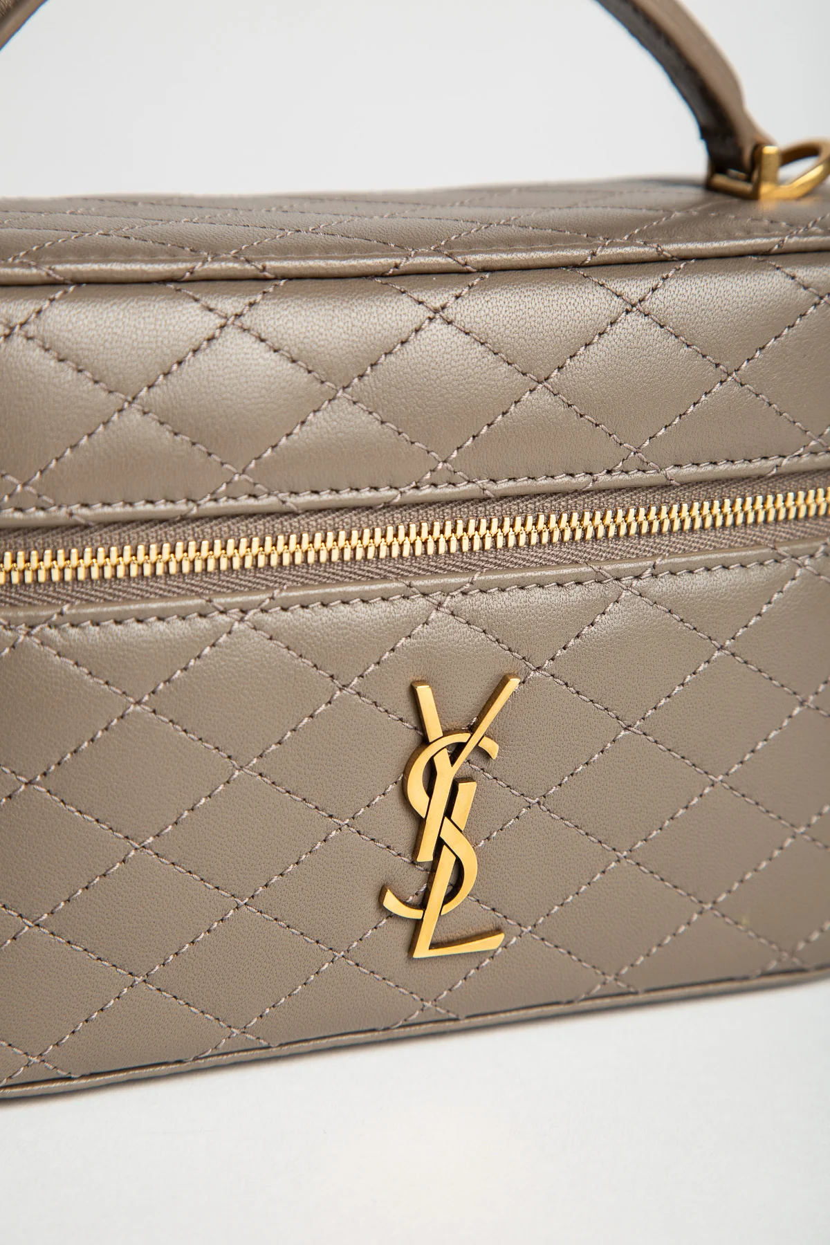 SAINT LAURENT | MINI GABY VANITY BAG IN LEATHER - Image 5
