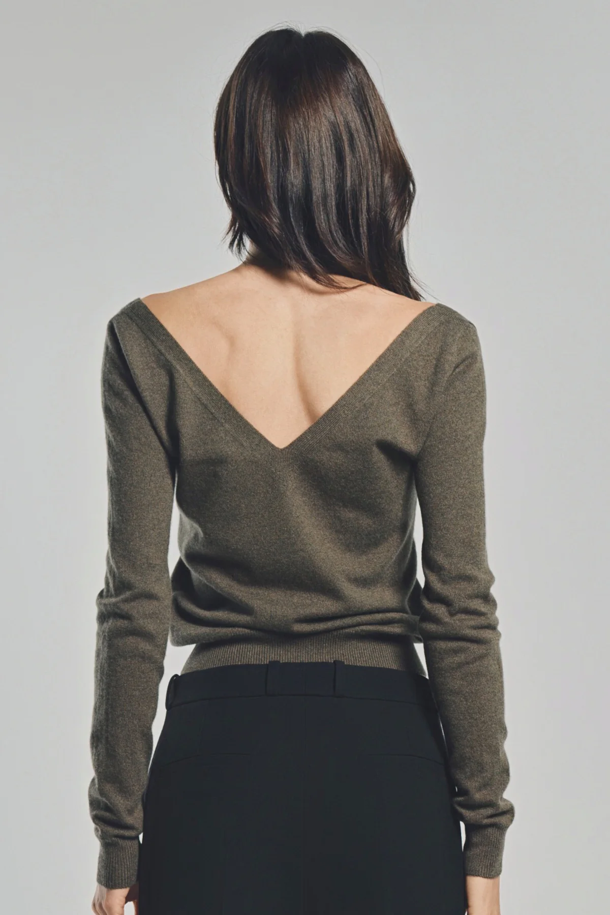 SAINT LAURENT | V-NECK SWEATER IN CASHMERE - Image 4