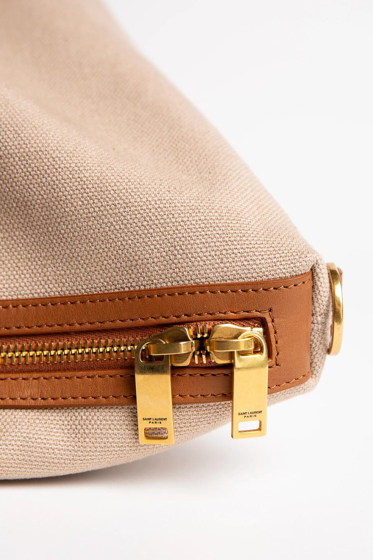 SAINT LAURENT | YSL CHAIN WEEKENDER BAG - Image 5