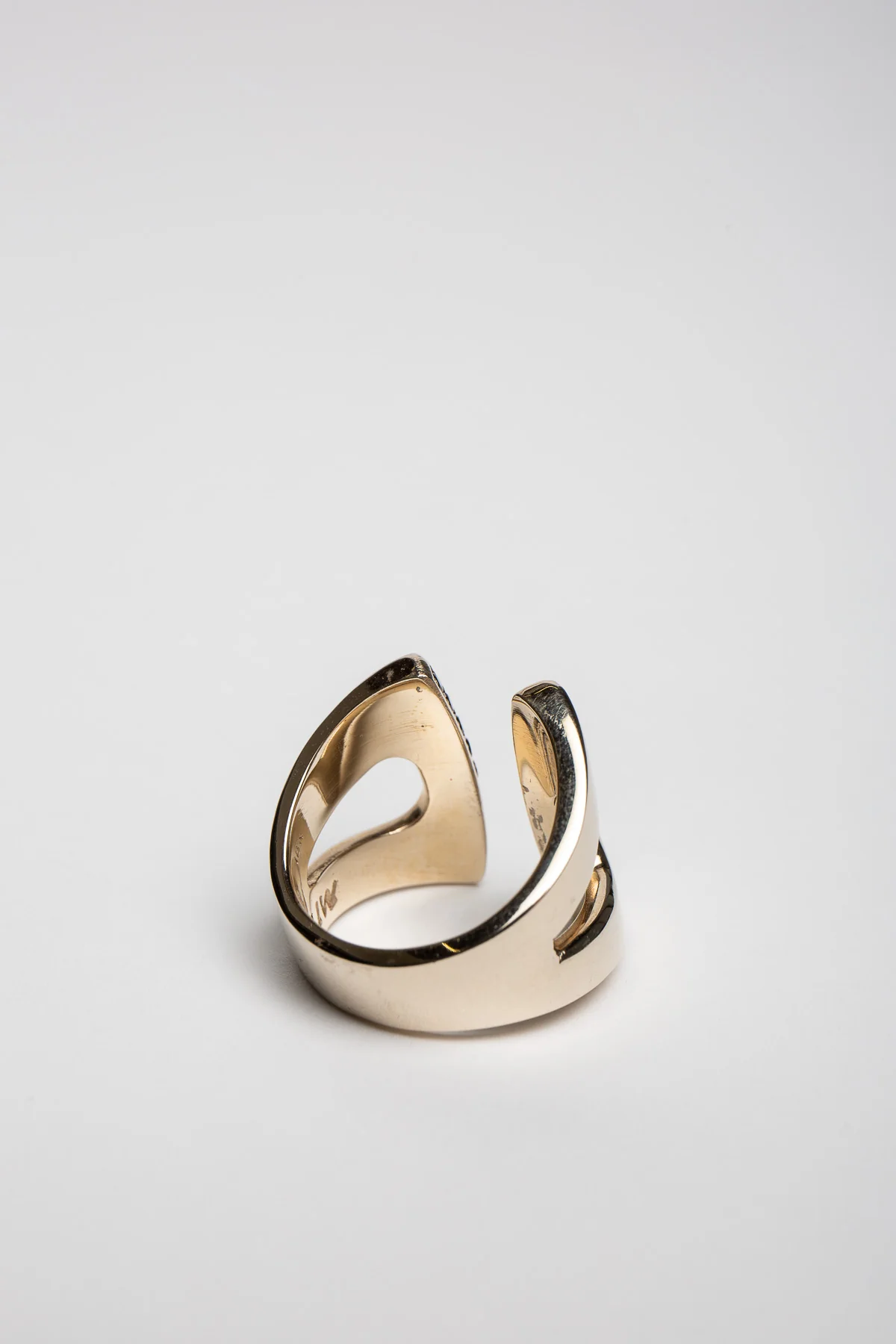 SARAH JANE WILDE | GOLD & BLACK DIAMOND GHOST RING - Image 3