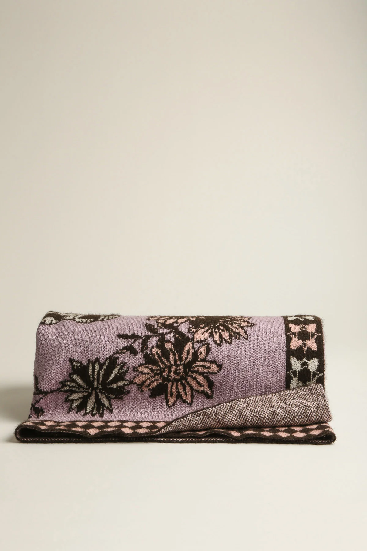 SAVED NEW YORK | LES CHATS DU BONHEUR THROW - Image 2