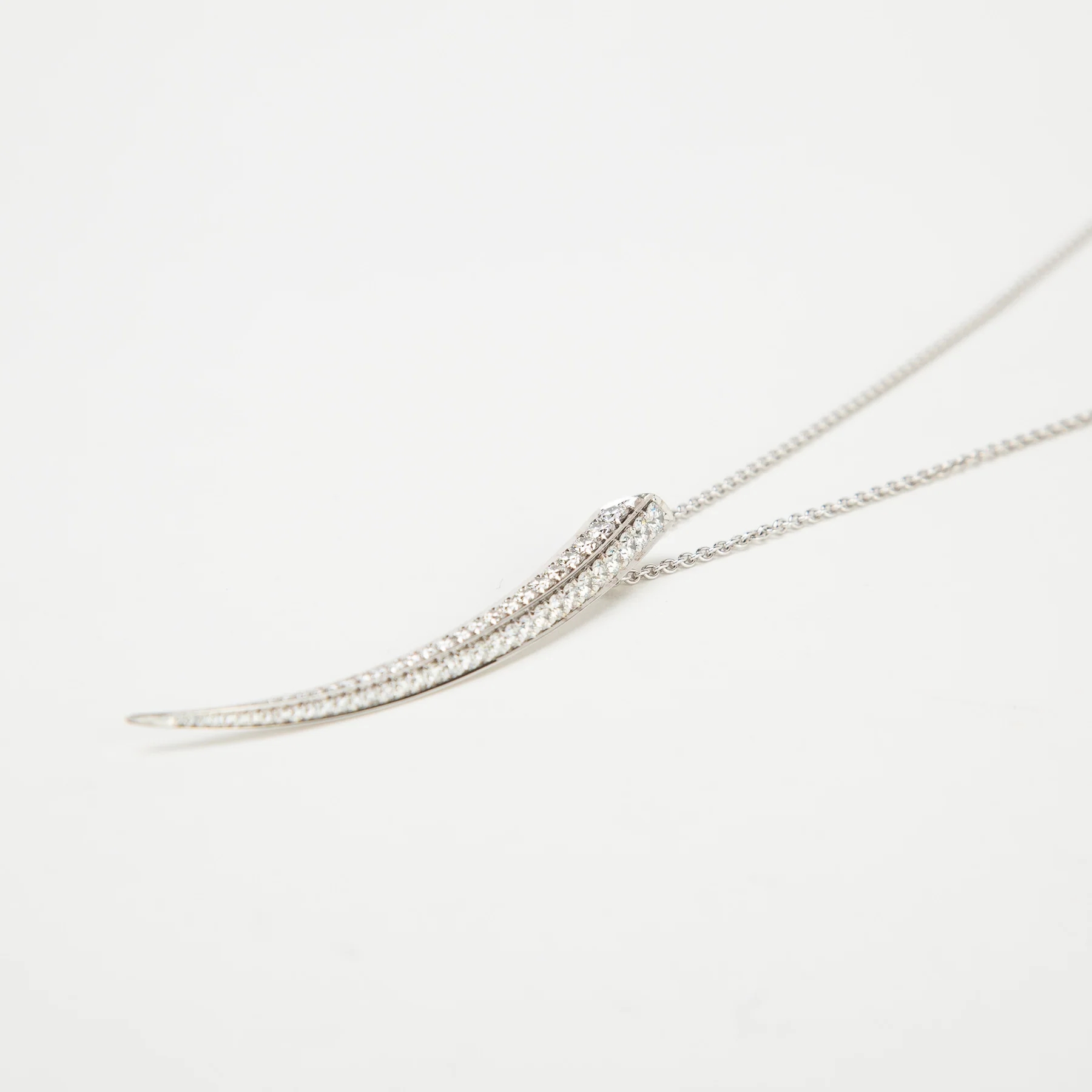 SHAUN LEANE | WHITE DIAMOND SABRE NECKLACE - Image 2