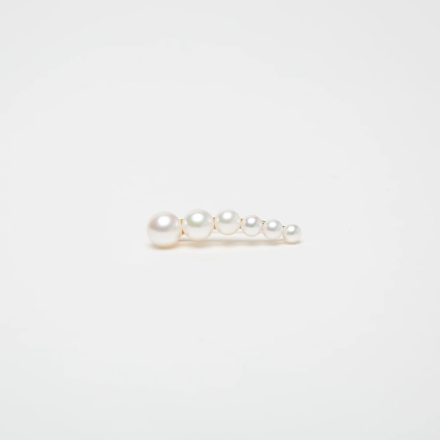 SOPHIE BILLE BRAHE | CROISSANT DE PEARL EAR CLIMBER - Image 2