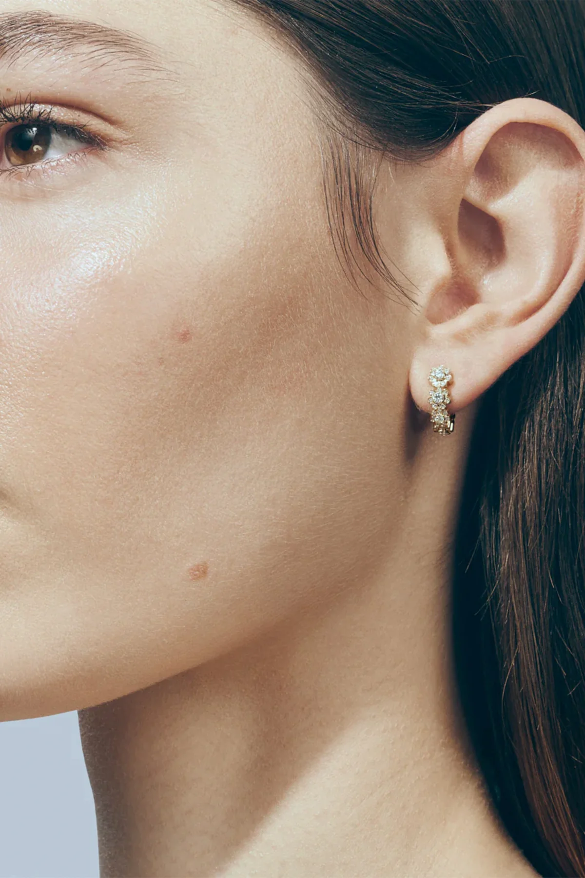 Sophie Bille Brahe | Petite Boucle de Fleurs Diamond Earring (Single) - Image 2