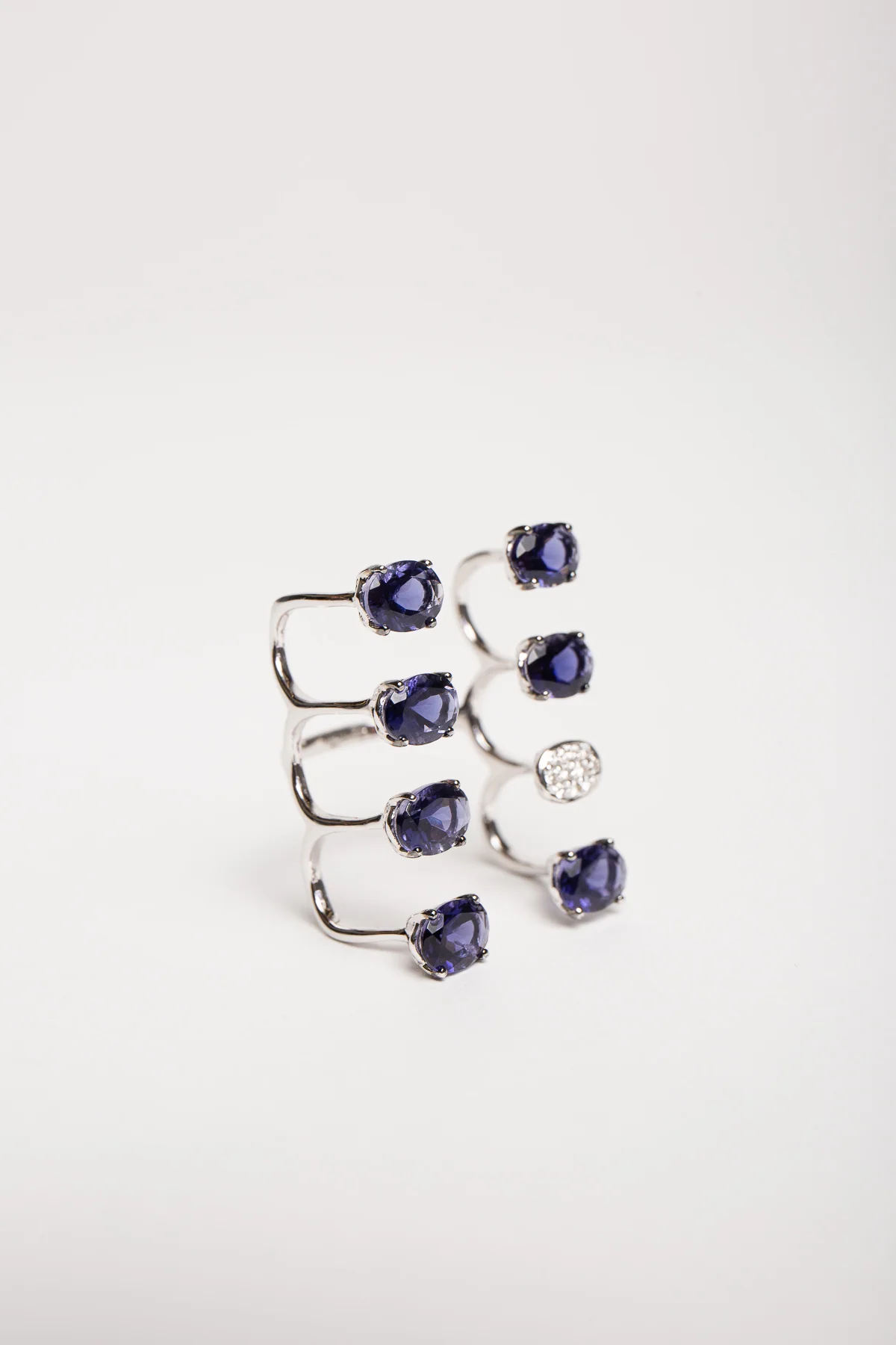 STEFERE | 18K WHITE GOLD 10 DIAMOND LOLITE RING - Image 2