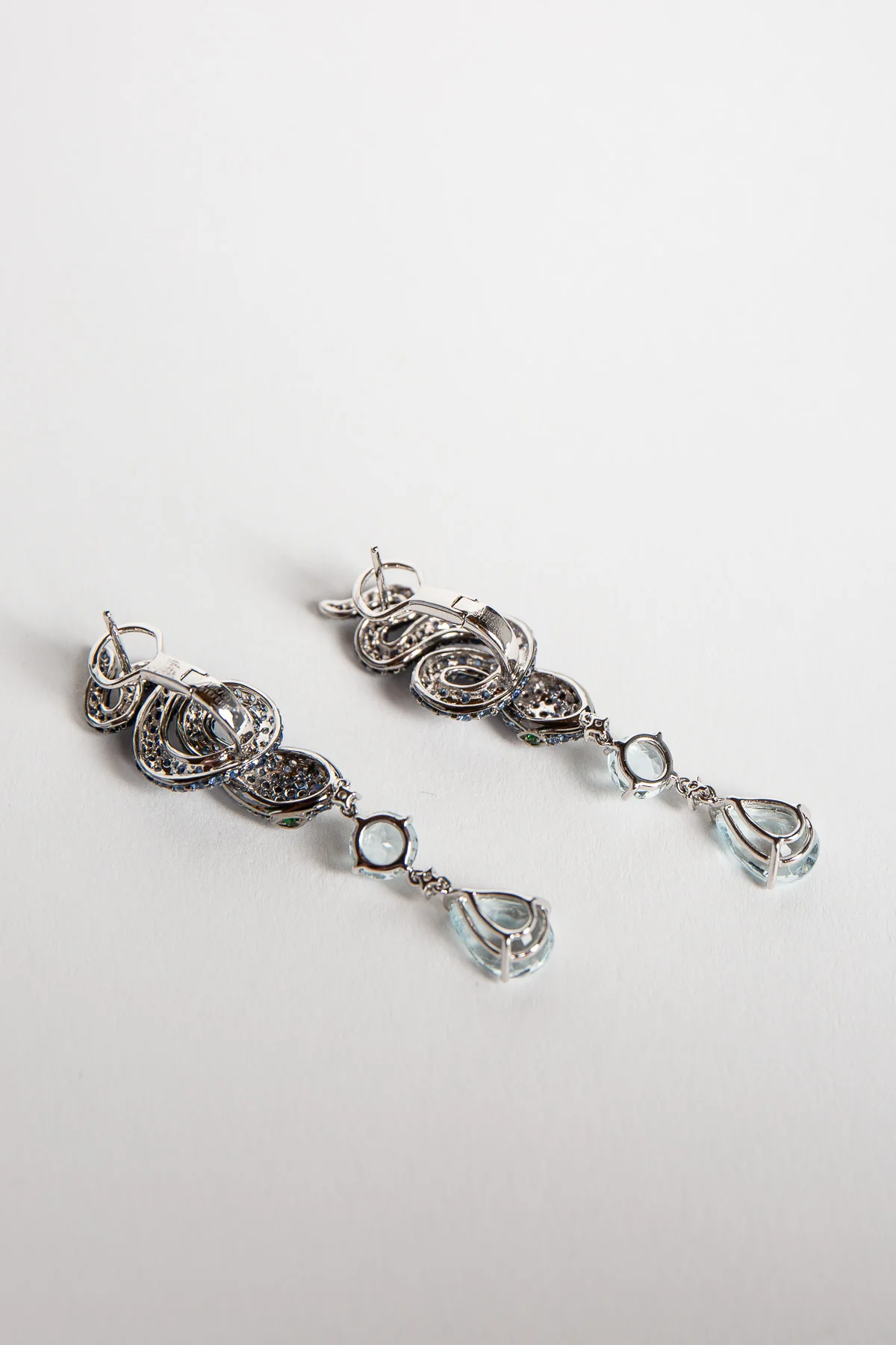 STEFERE | WHITE GOLD, DIAMOND, BLUE SAPPHIRE, & AQUAMARINE SNAKE EARRINGS - Image 3