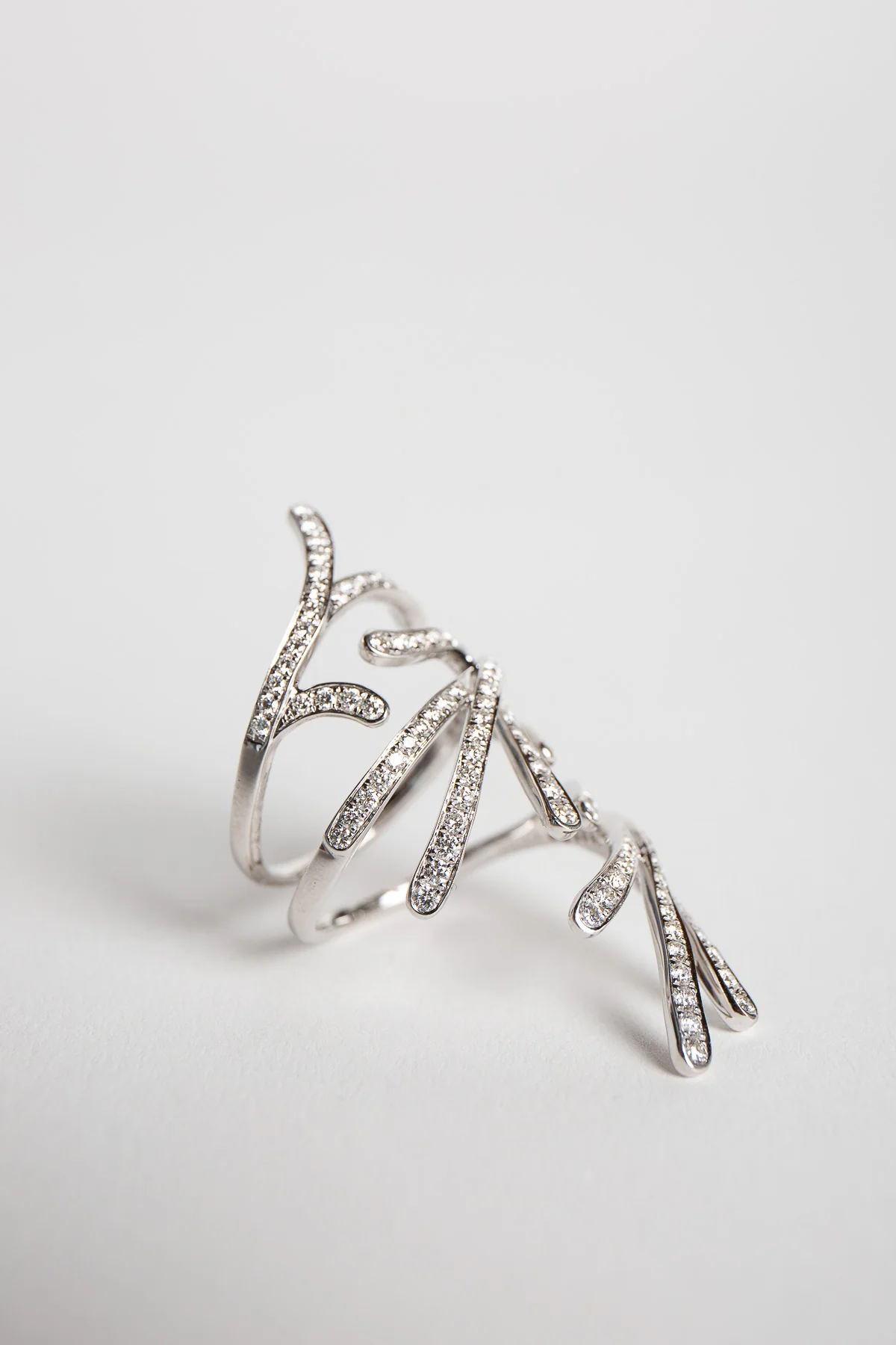 STEFERE | WHITE GOLD & DIAMOND RING - Image 3
