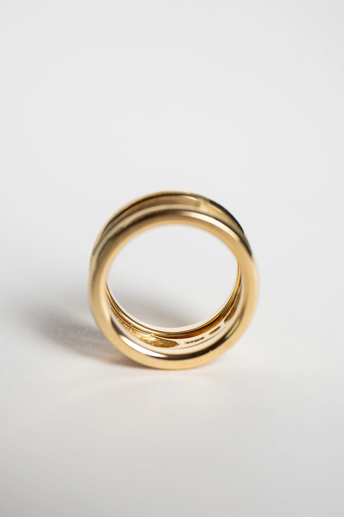 STEPHEN WEBSTER | 18K YELLOW GOLD 3 ROW MEDIUM RING - Image 4
