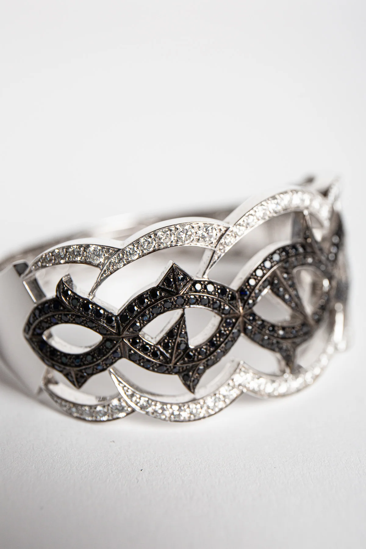 STEPHEN WEBSTER | DIAMOND THORN BRACELET - Image 4