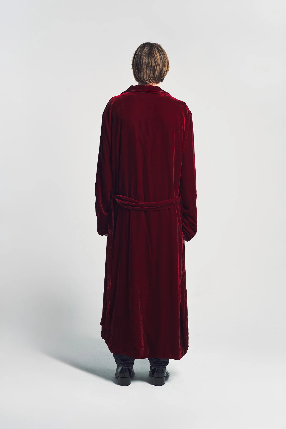SUSAN BECKER | MEN'S RED SILK & VELVET BAMBERG ROBE - Image 3
