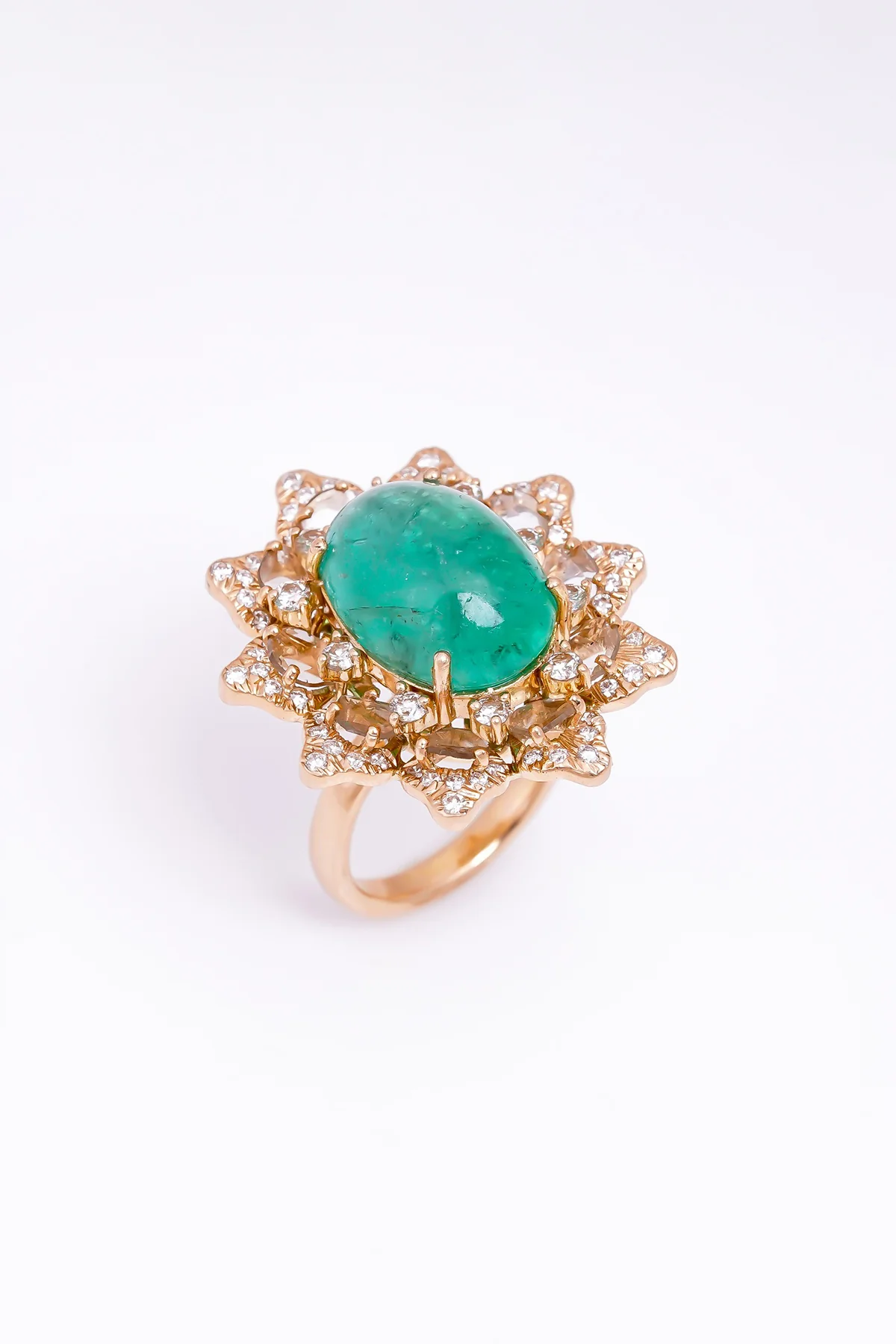 TALLIN | EMERALD & DIAMOND RING