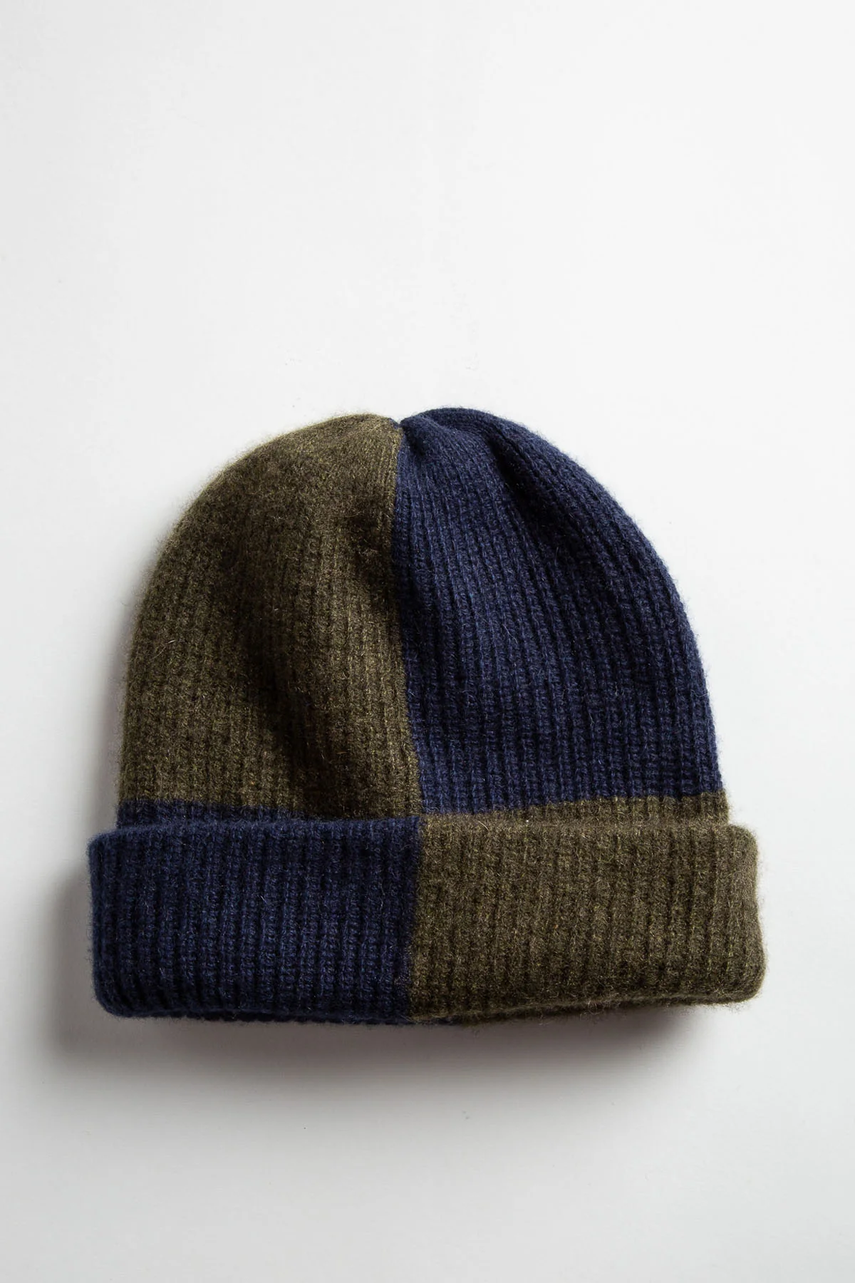 THE ELDER STATESMAN | CHECKED WATCHMAN CAP - Image 2