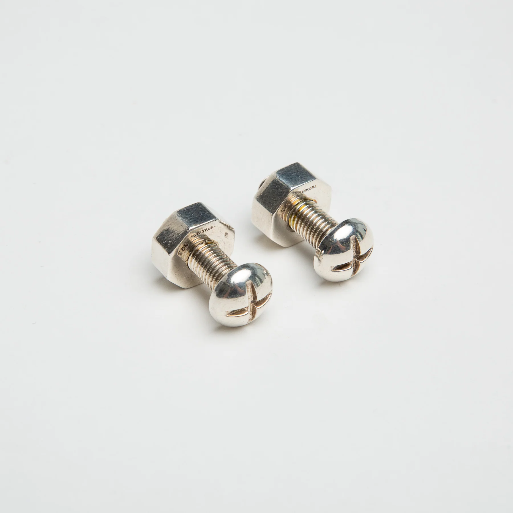 MAXFIELD COLLECTION | NUTS & BOLTS CUFFLINKS - Image 2