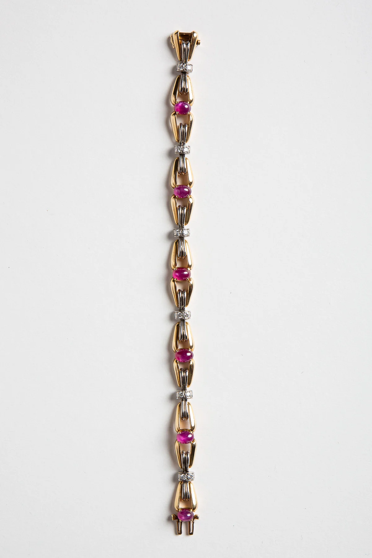 TIFFANY & CO. | VINTAGE RUBY & DIAMOND BRACELET - Image 3