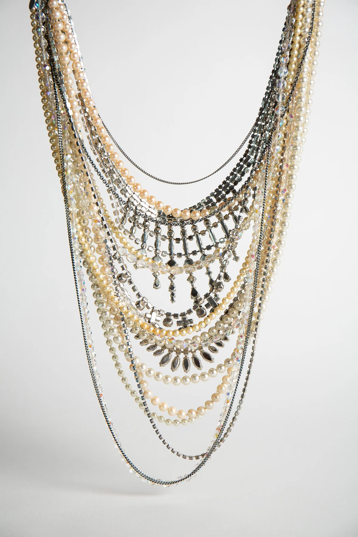 TOM BINNS | PEARLS IN PERIL NECKLACE - Image 3
