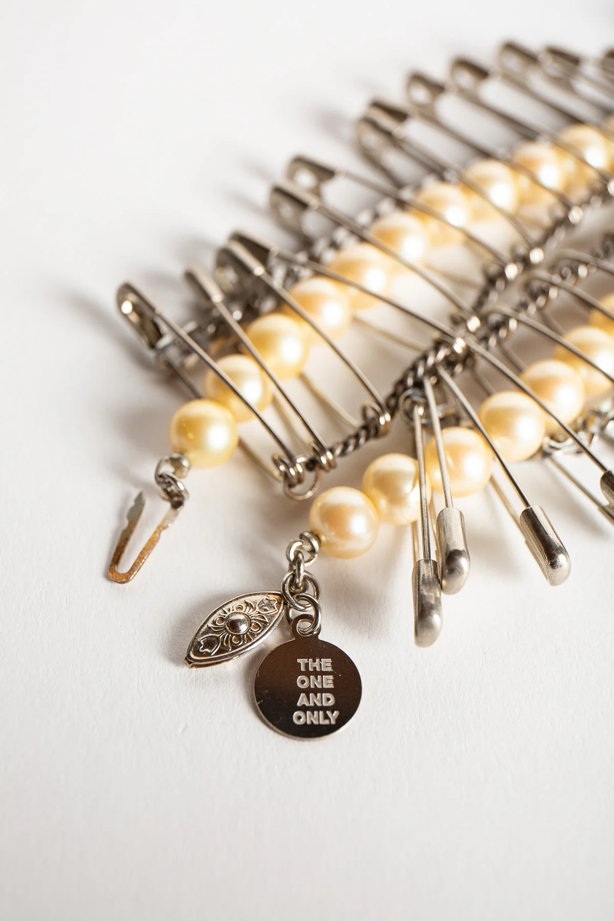 TOM BINNS | UPTOWN ROCKER TOP PEARL NECKLACE - Image 3
