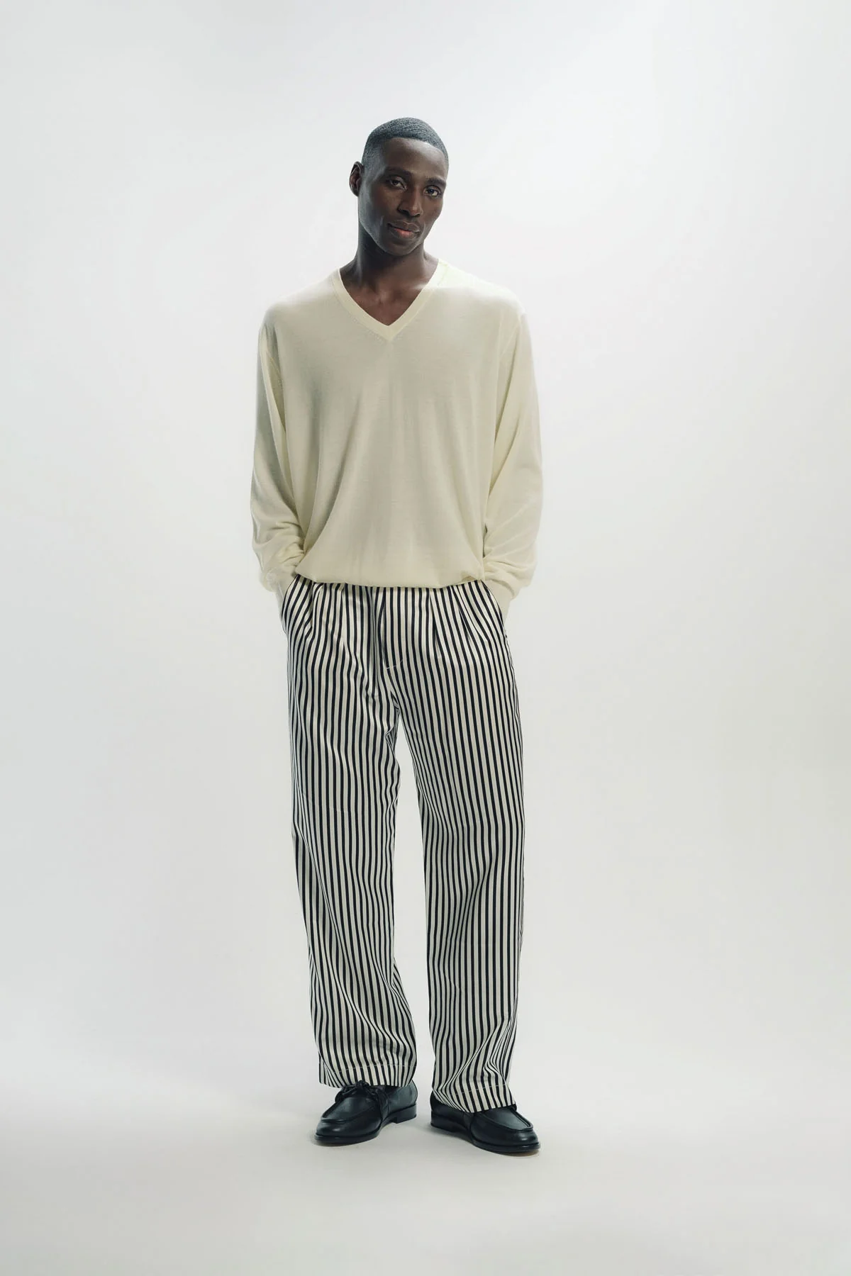 TOM FORD | BATON STRIPE FLUID SILK PLEATED LOUNGE PANTS