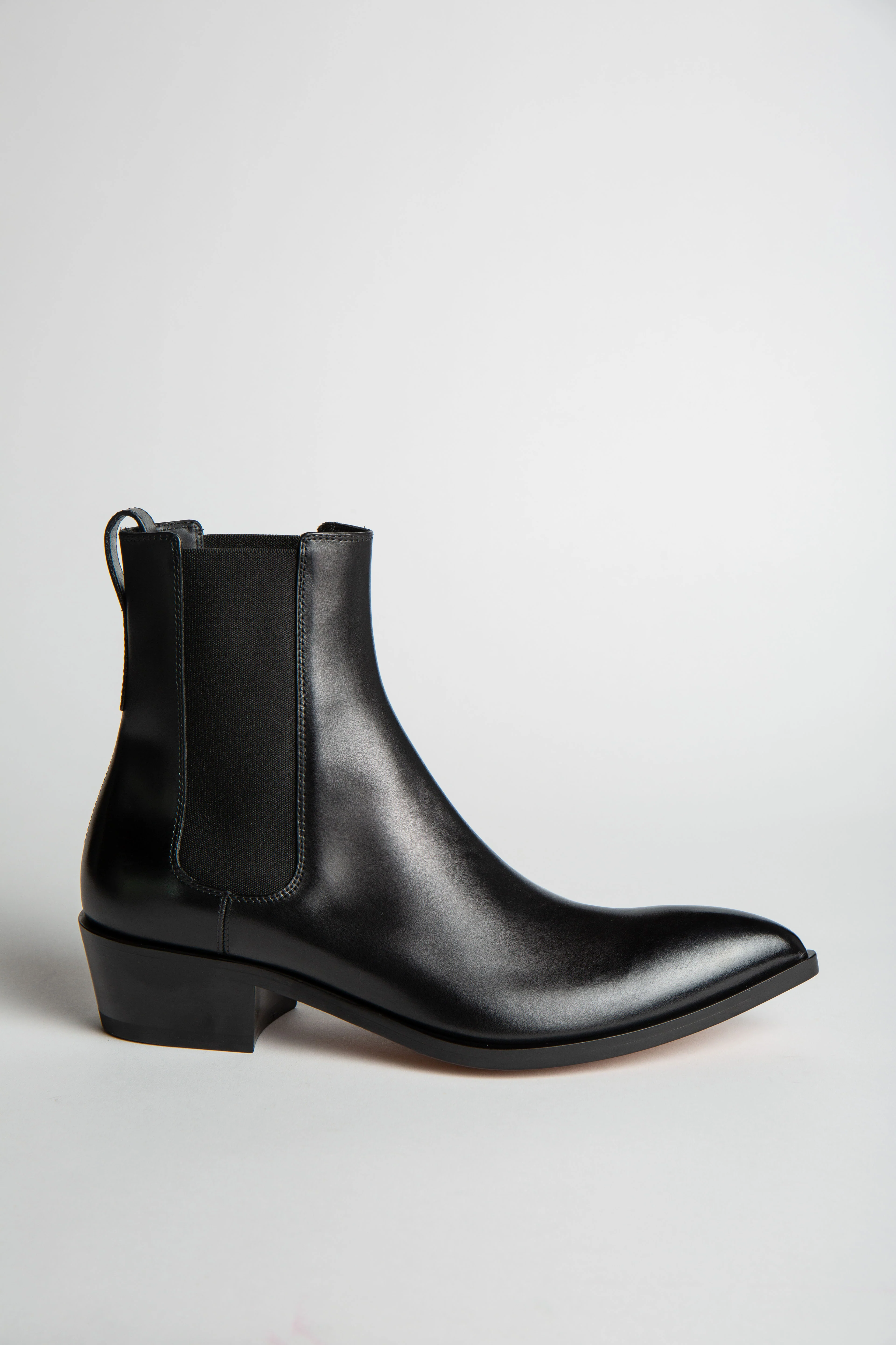 TOM FORD | BURNISHED LEATHER CHELSEA BOOTS