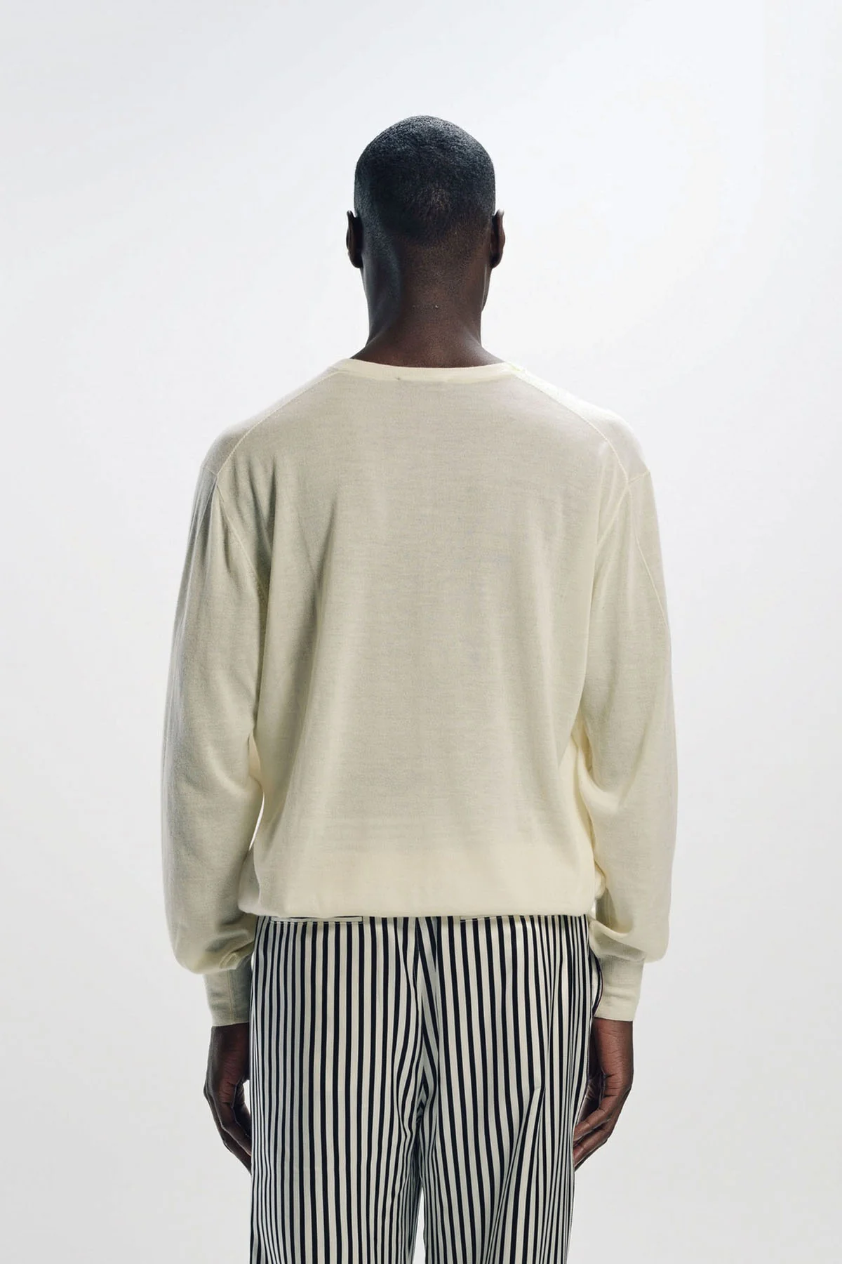 TOM FORD | CASHMERE V-NECK SWEATER - Image 4