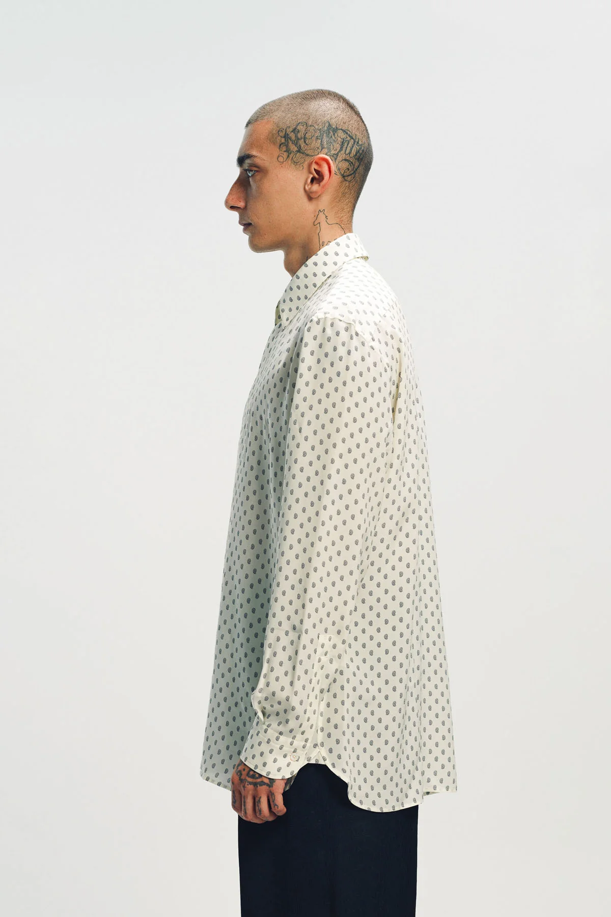 TOM FORD | CREPE DE CHINE PAISLEY PRINT FLUID FIT SHIRT - Image 3