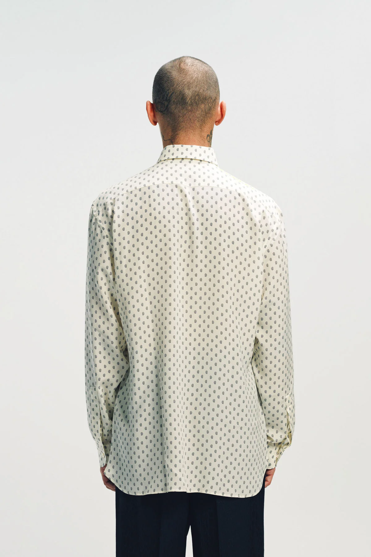 TOM FORD | CREPE DE CHINE PAISLEY PRINT FLUID FIT SHIRT - Image 4