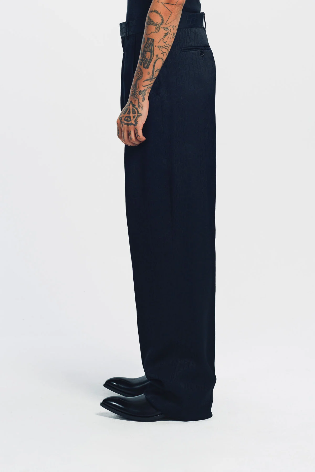 TOM FORD | GATOR JACQUARD PLEATED TROUSERS - Image 3