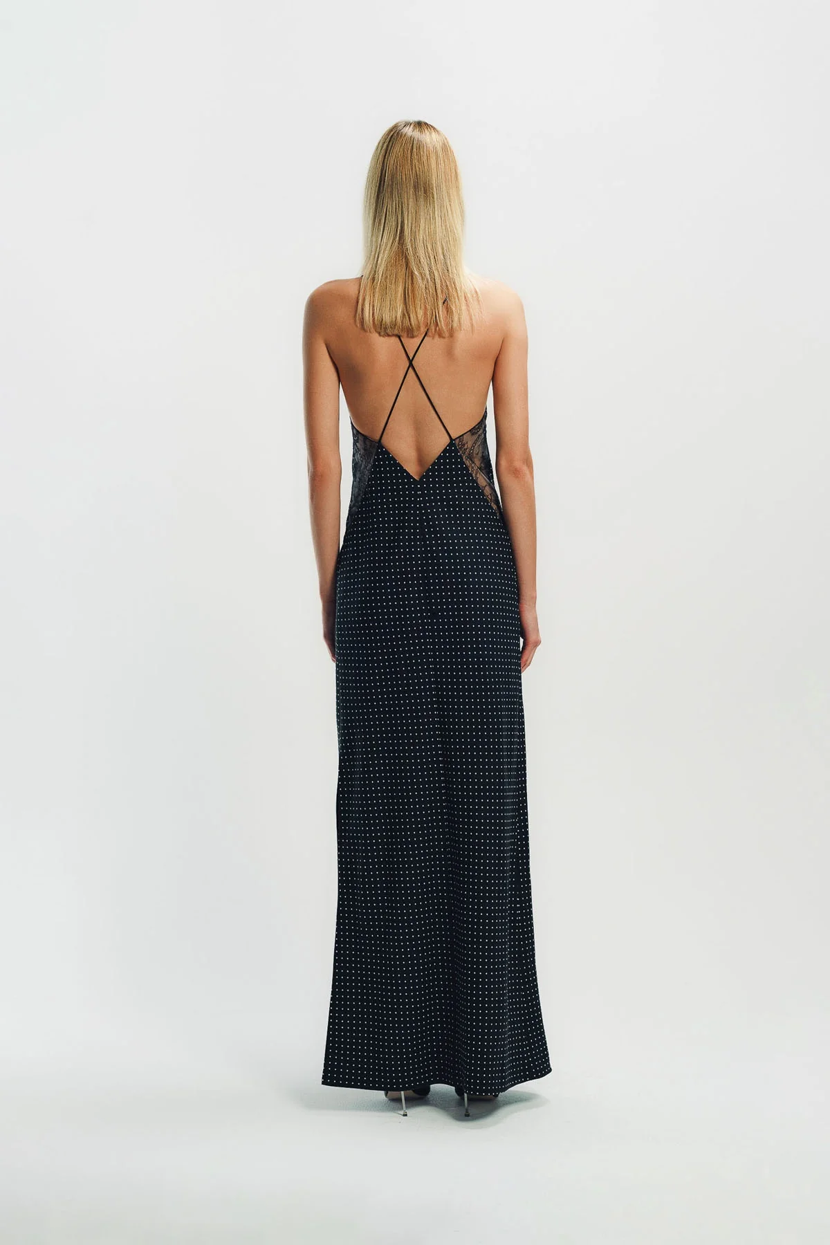 TOM FORD | POLKA DOT SILK CREPE CAMISOLE EVENING DRESS WITH LACE DETAIL - Image 4