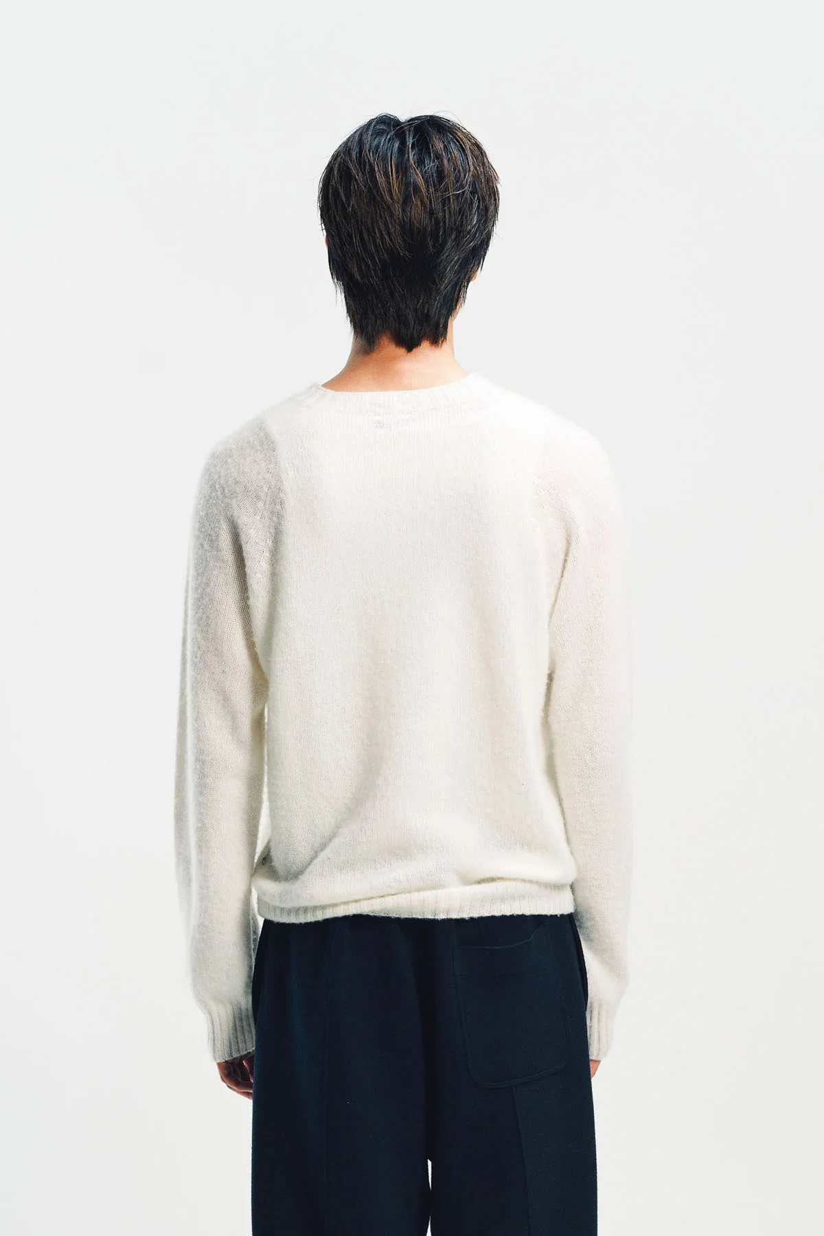 TOM FORD | SCOTTISH TEASEL CASHMERE CREWNECK SWEATER - Image 4