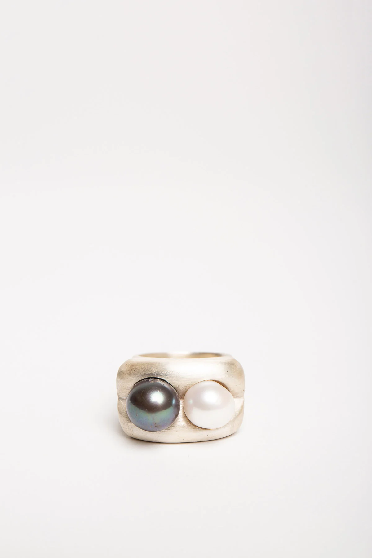 TRIN-KET | STERLING SILVER FRESH WATER PEARL RING - Image 4