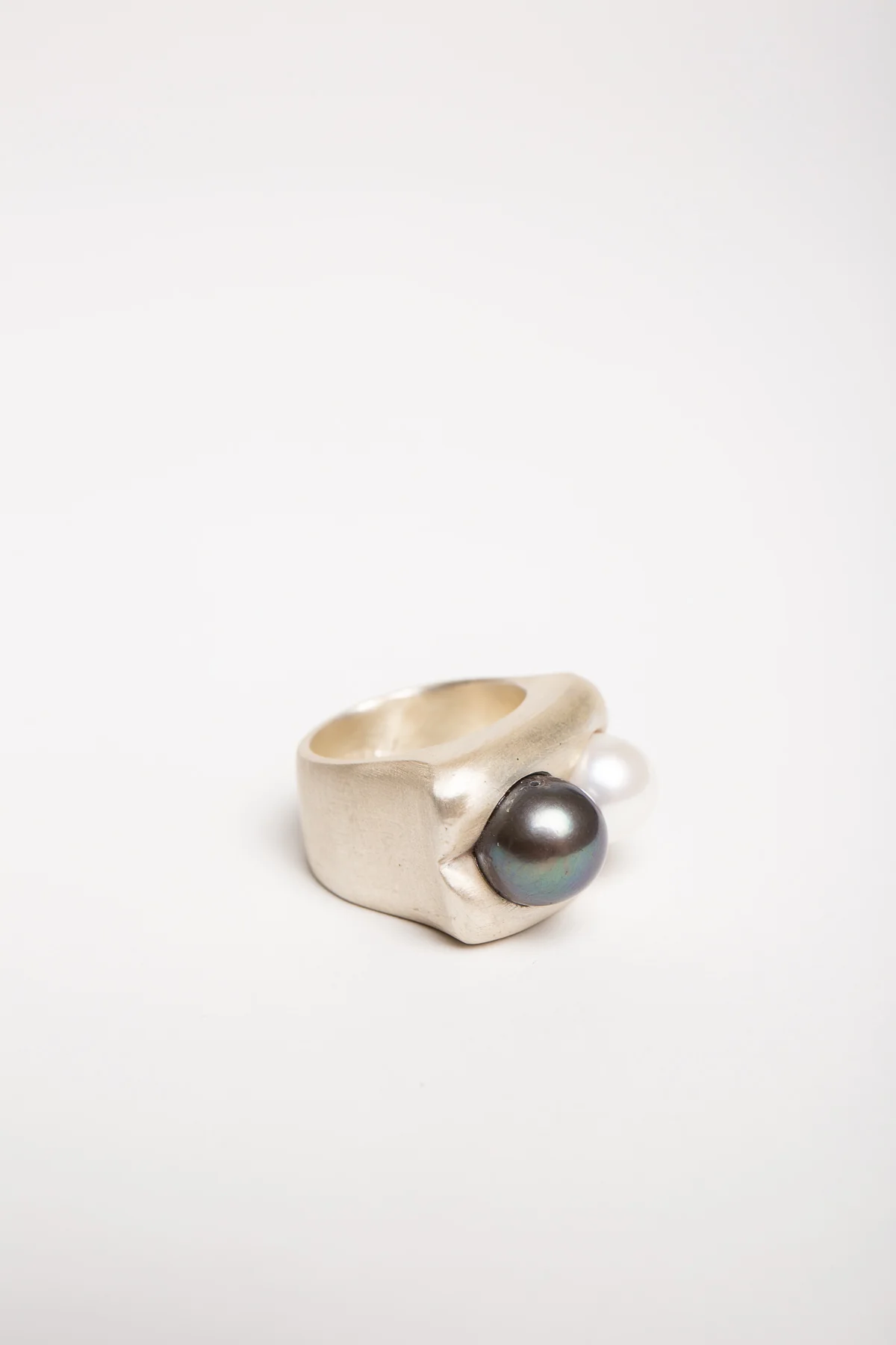 TRIN-KET | STERLING SILVER FRESH WATER PEARL RING - Image 5