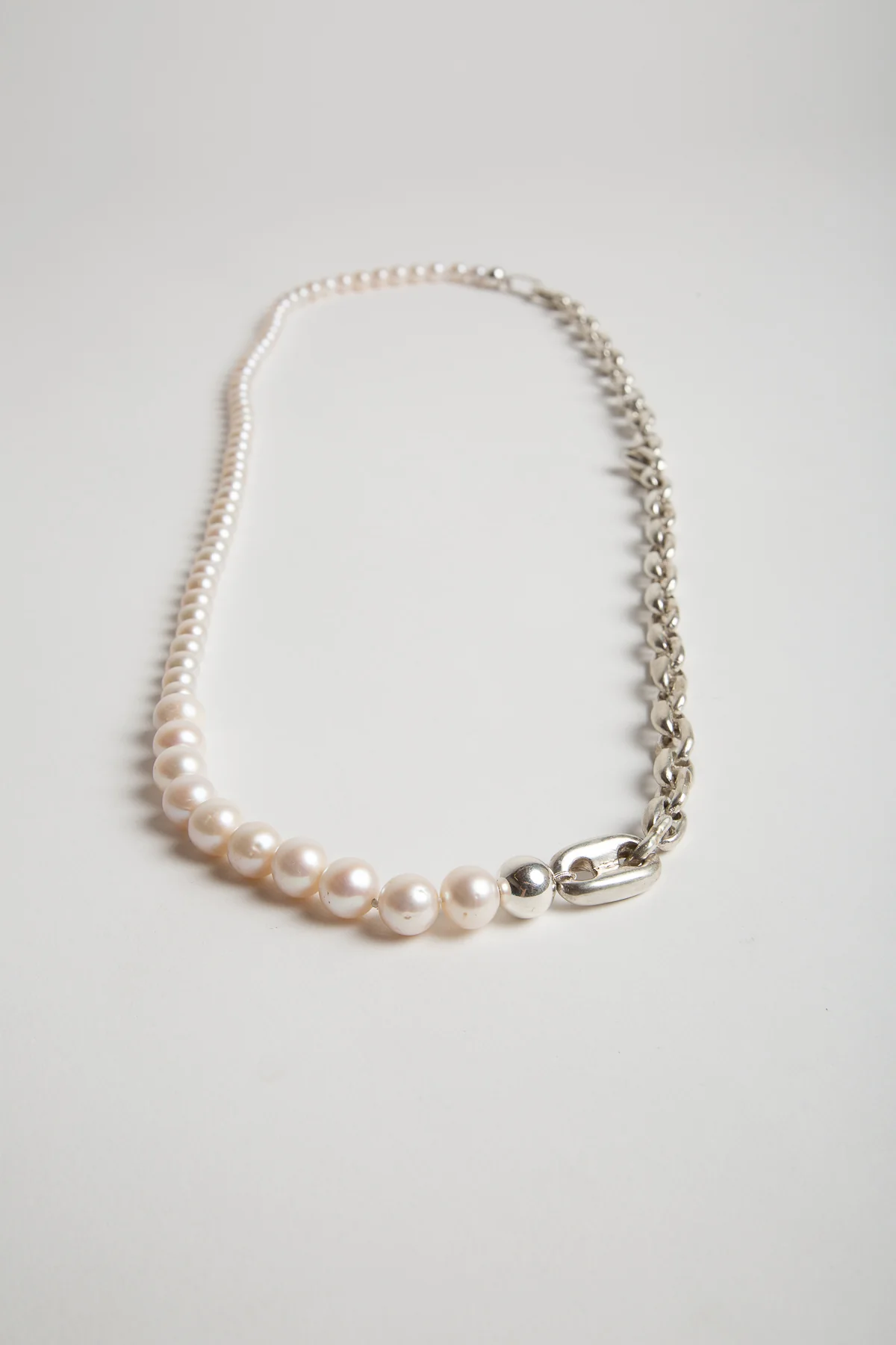 TRIN-KET | XL HALF PEARL/HALF CHAIN NECKLACE - Image 4