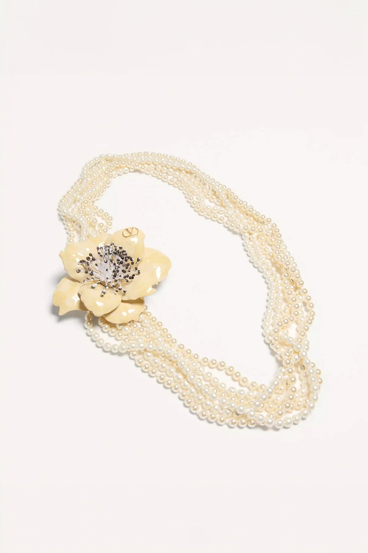 VALENTINO GARAVANI | FLEUR LUMINEUSE NECKLACE IN METAL, ENAMEL, PEARLS AND FABRIC - Image 3