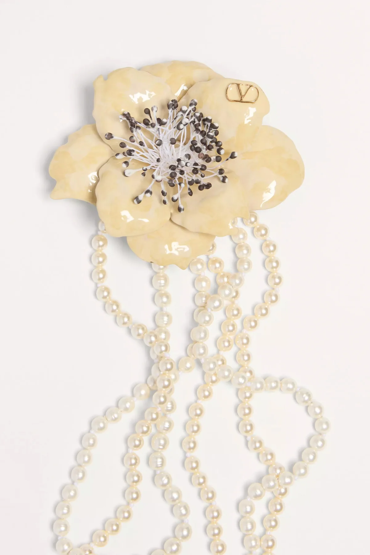 VALENTINO GARAVANI | FLEUR LUMINEUSE NECKLACE IN METAL, ENAMEL, PEARLS AND FABRIC - Image 4