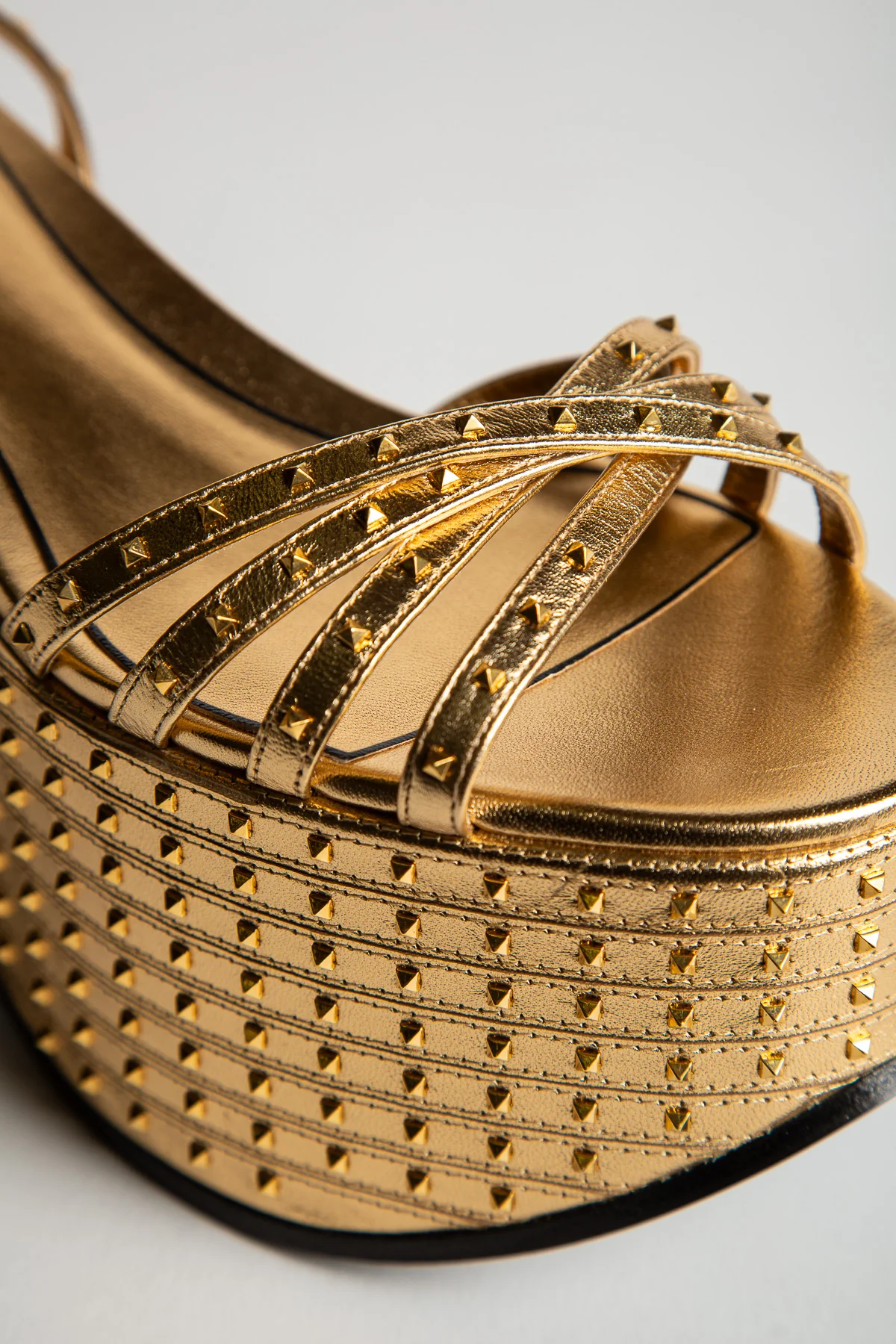 VALENTINO GARAVANI | MICRO STUD PLATFORM WEDGE SANDALS - Image 5