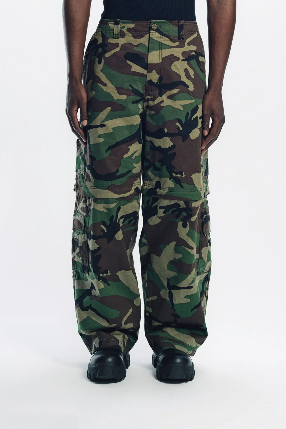 VETEMENTS | CAMO CARGO PANTS - Image 2