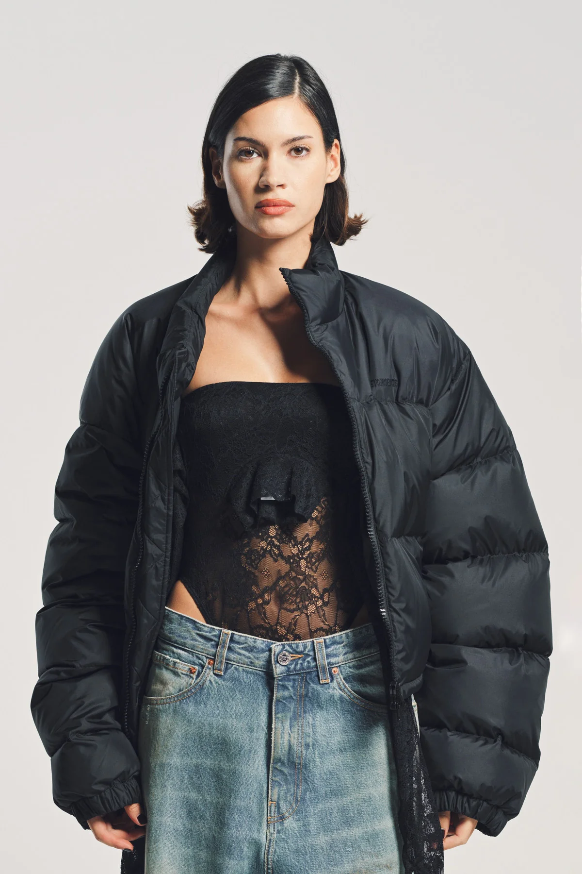 VETEMENTS | DOUBLE LOGO PUFFER JACKET - Image 2