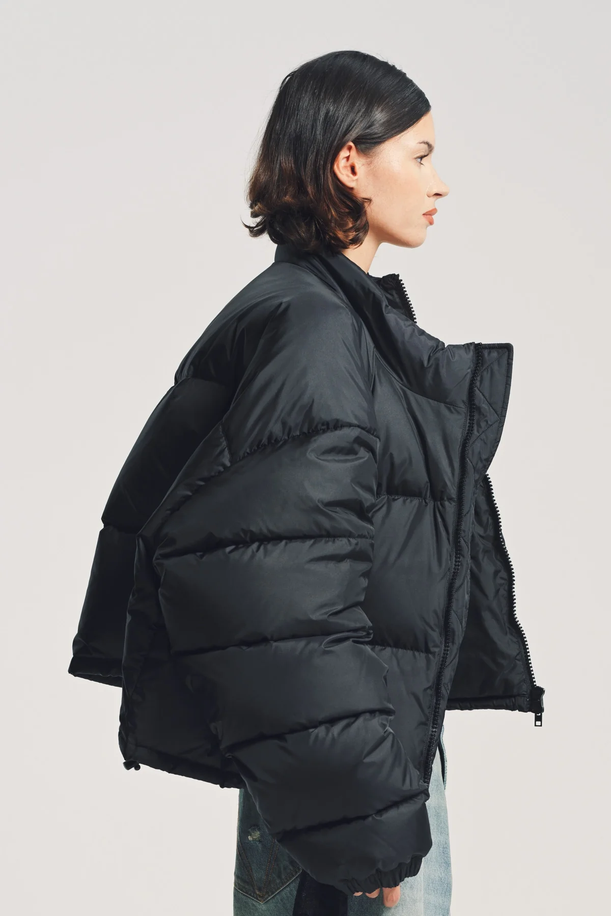 VETEMENTS | DOUBLE LOGO PUFFER JACKET - Image 5