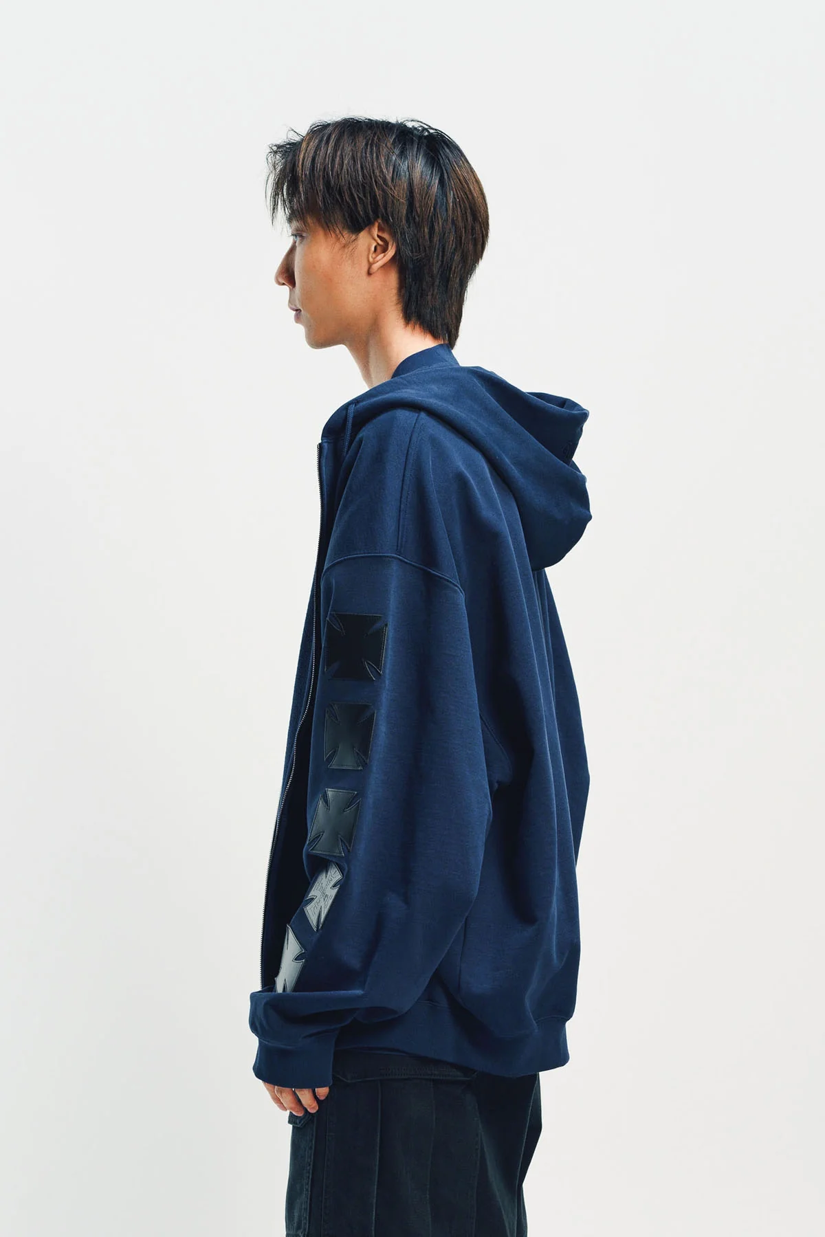 VETEMENTS | LEATHER BIKER CROSS ZIP-UP HOODIE - Image 4