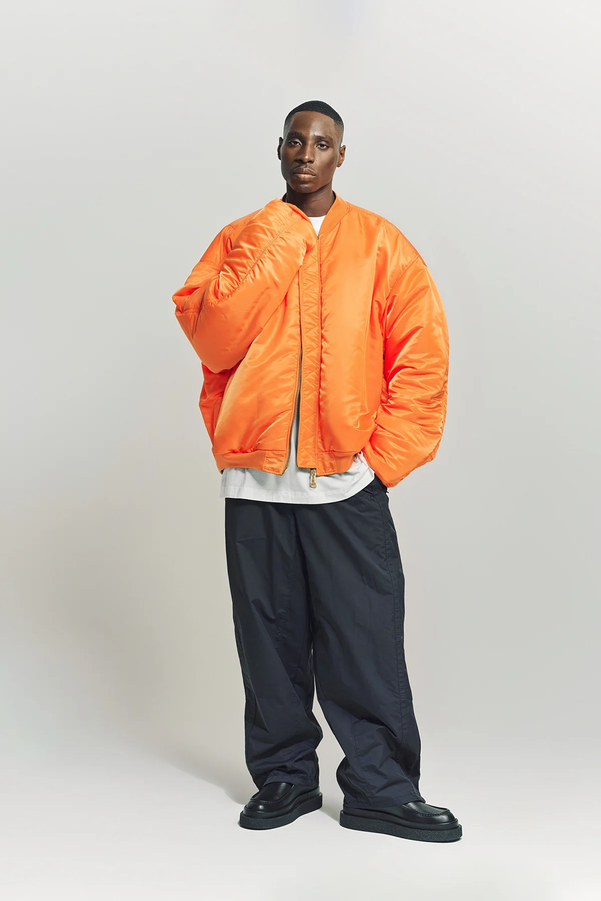 VETEMENTS | OVAL LOGO TRACKPANTS