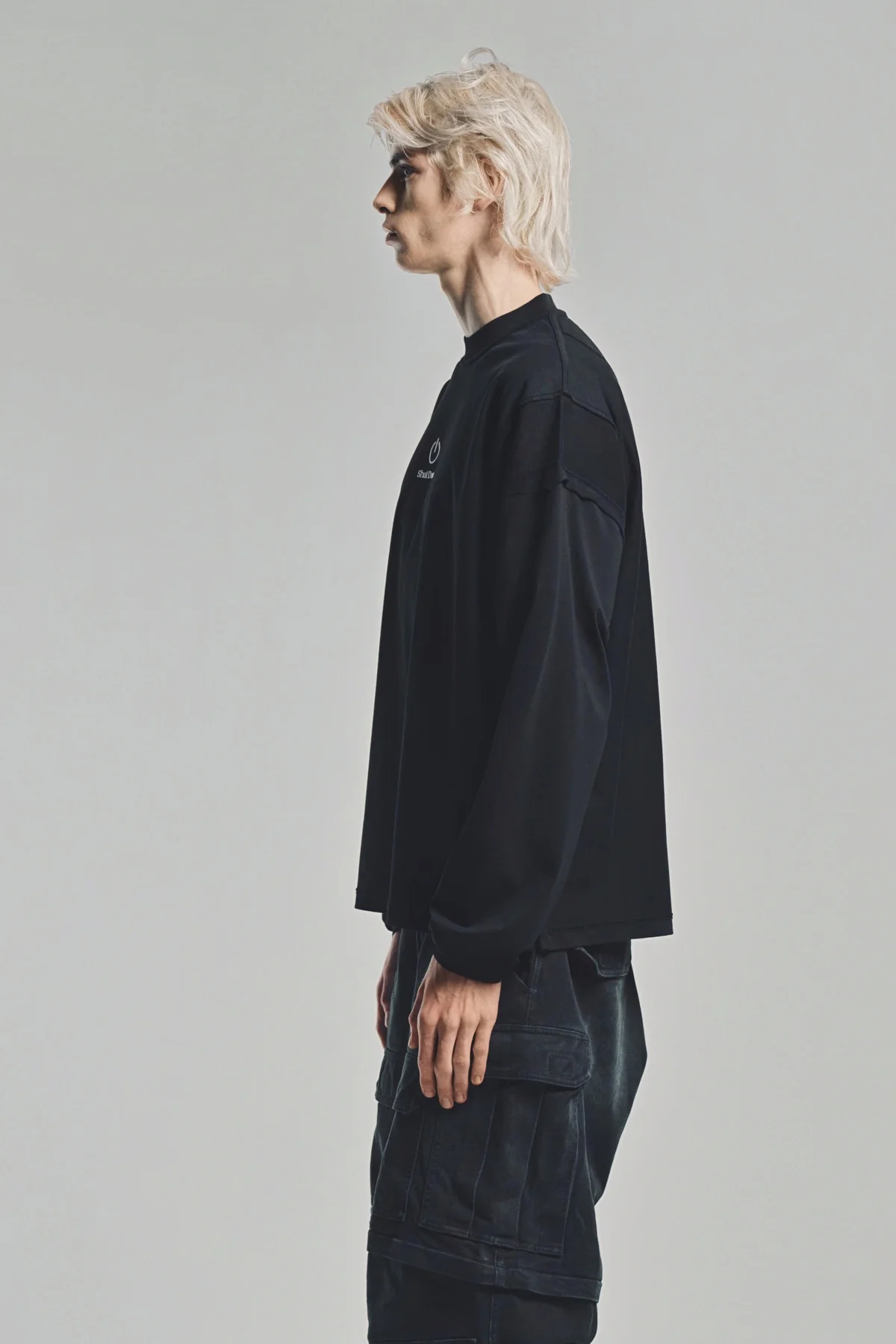 VETEMENTS | 'SHUT DOWN' EMBROIDERED REWORK LONG SLEEVE SHIRT - Image 3
