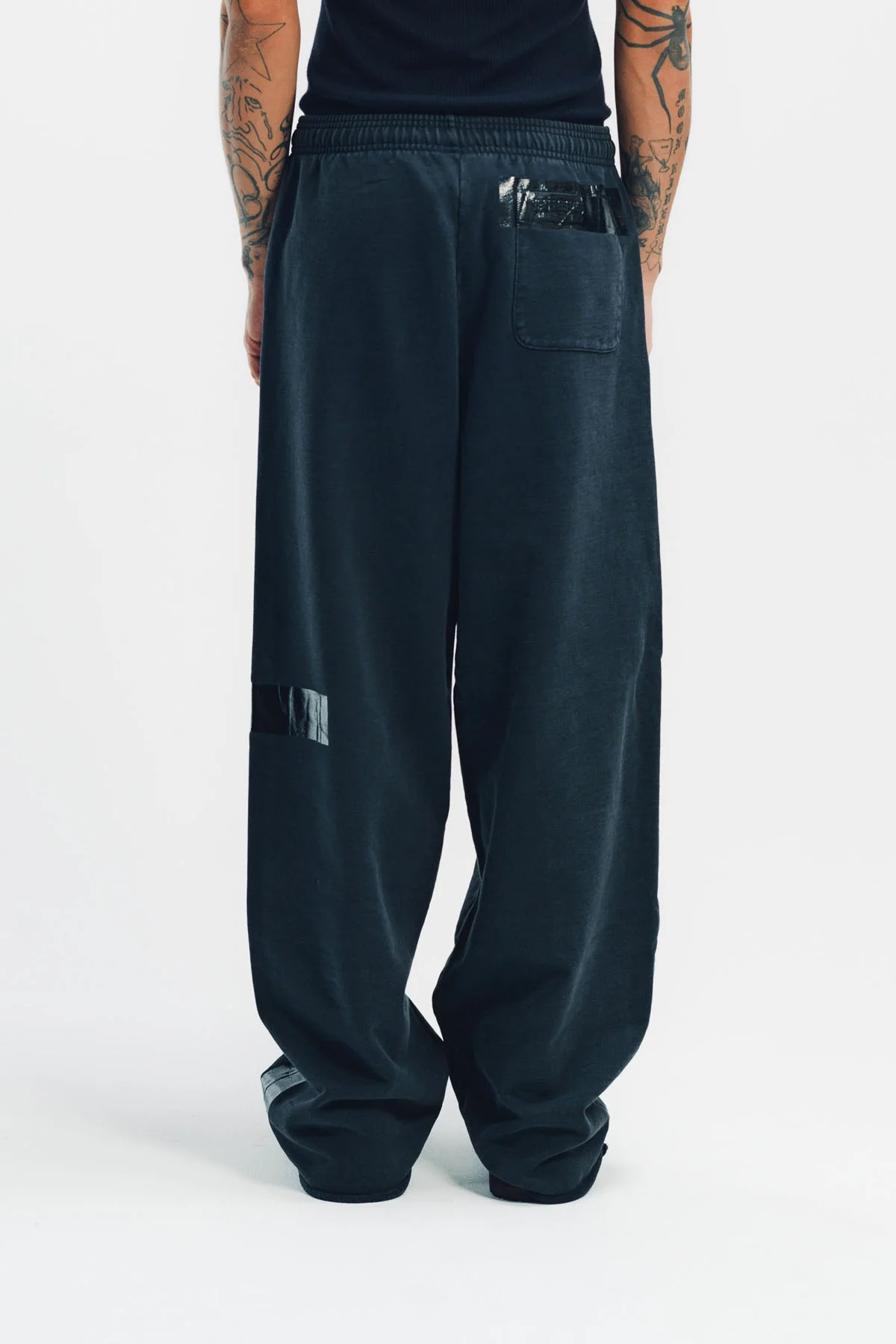 VETEMENTS | TAPED SWEATPANTS - Image 4