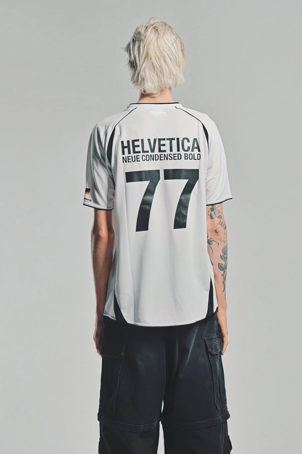 VETEMENTS | TRADEMARK FOOTBALL JERSEY - Image 4