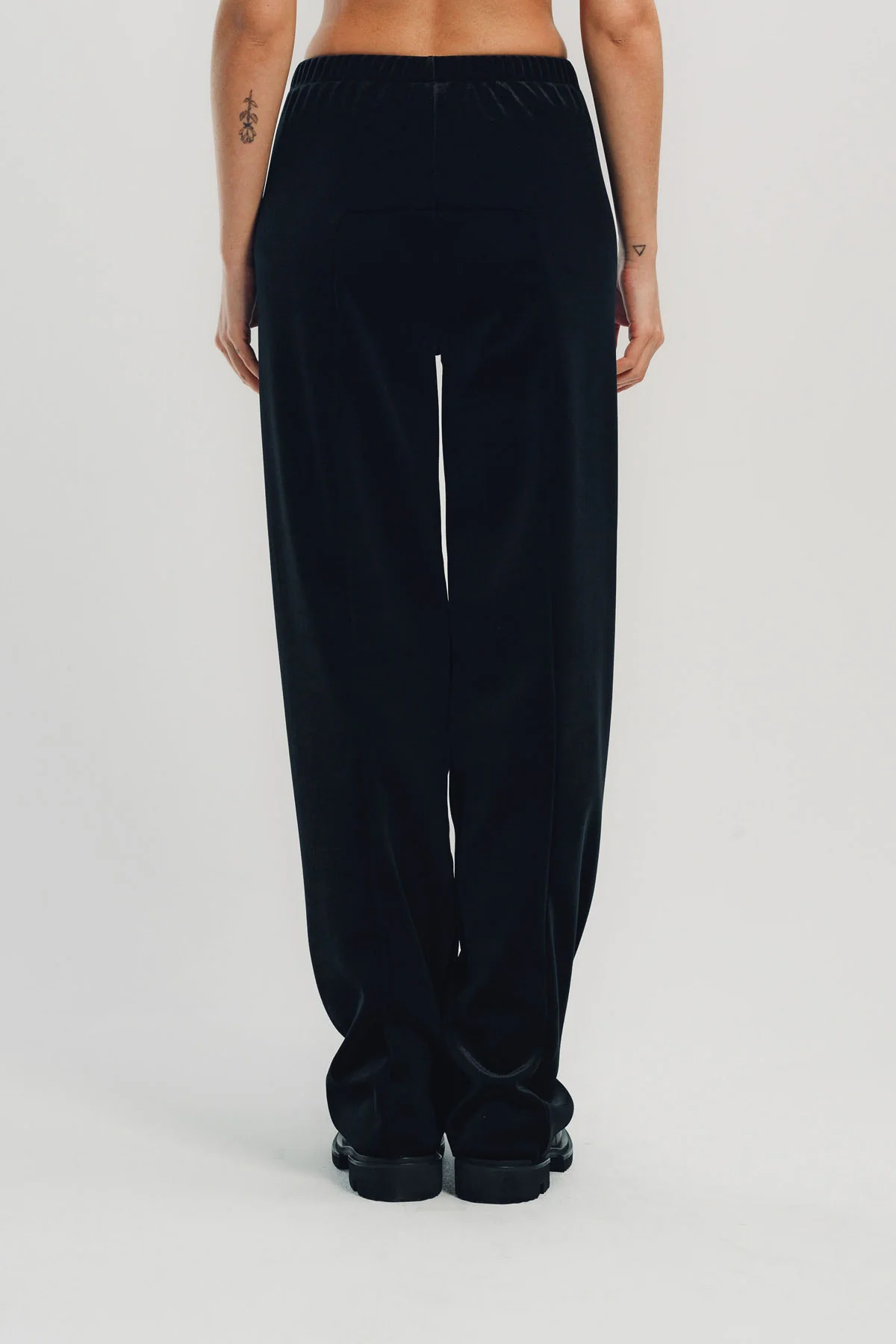 VETEMENTS | VELVET FITTED PANTS - Image 4