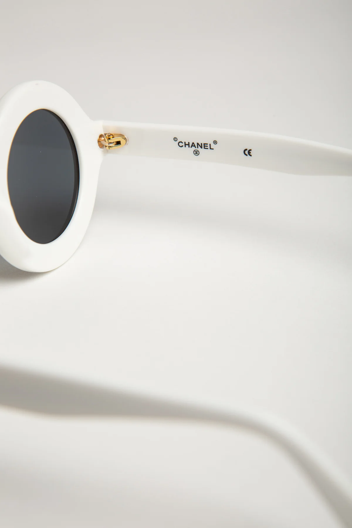VINTAGE CHANEL | CHANEL PARIS SUNGLASSES - Image 3