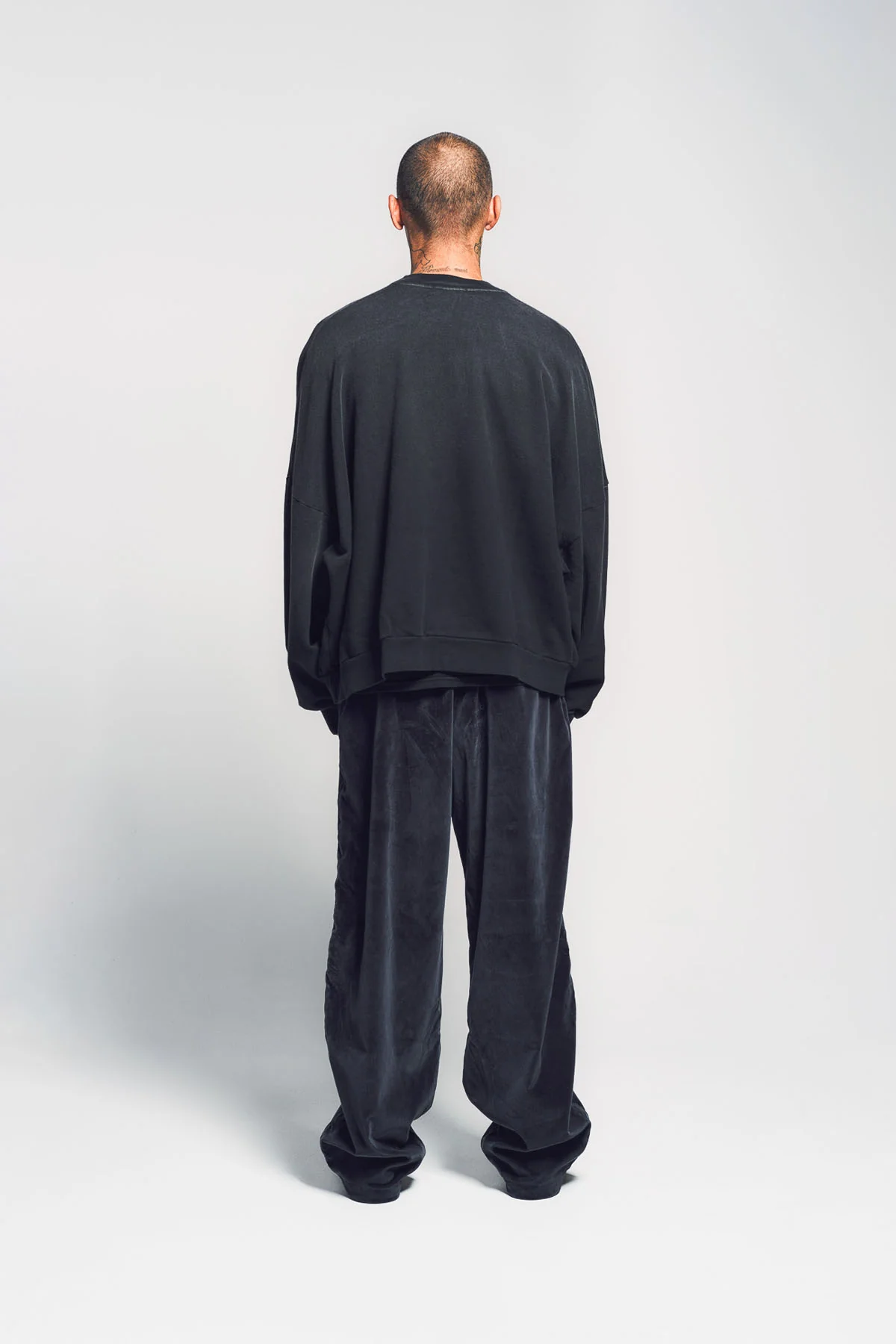 WILLY CHAVARRIA | MAXFIELD FINE FASHIONS HOOLIGAN CREWNECK - Image 4