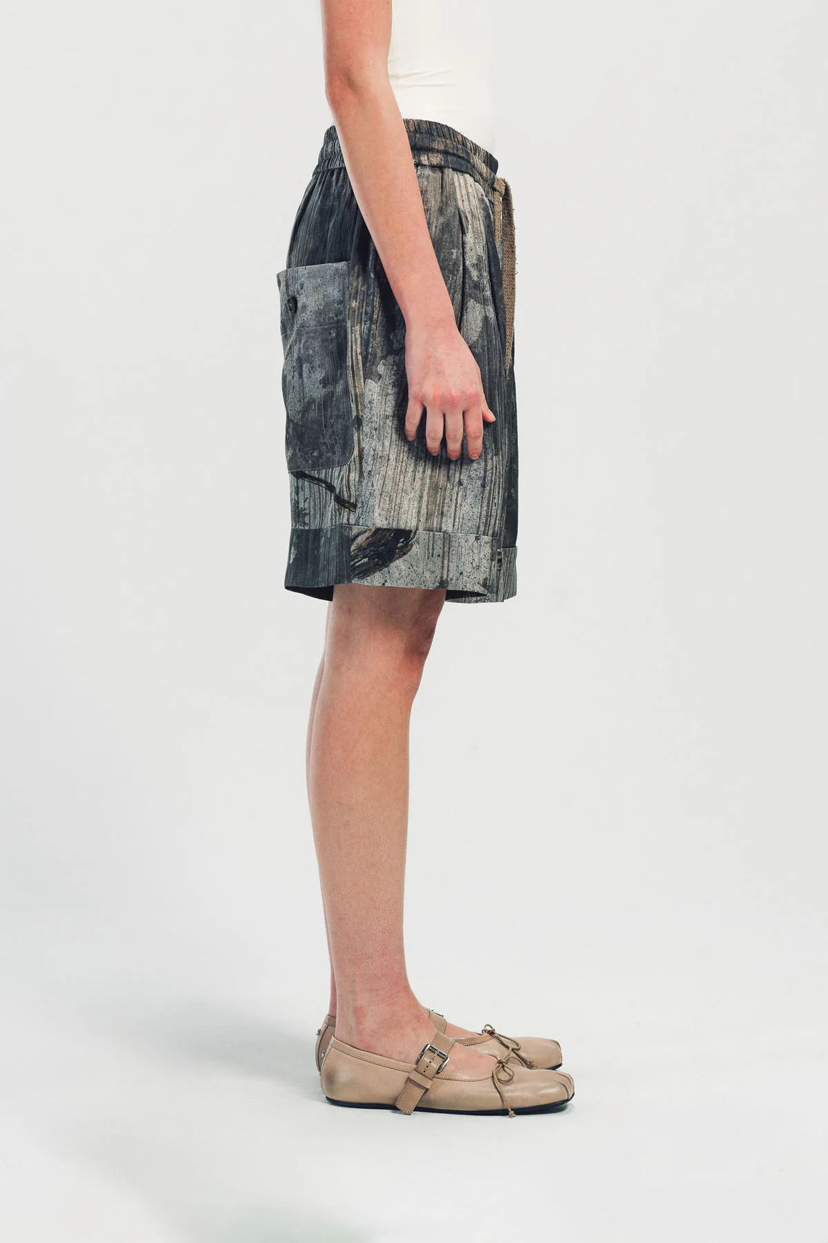ZIGGY CHEN | DIGITAL PRINT DRAWATRING SHORTS - Image 5